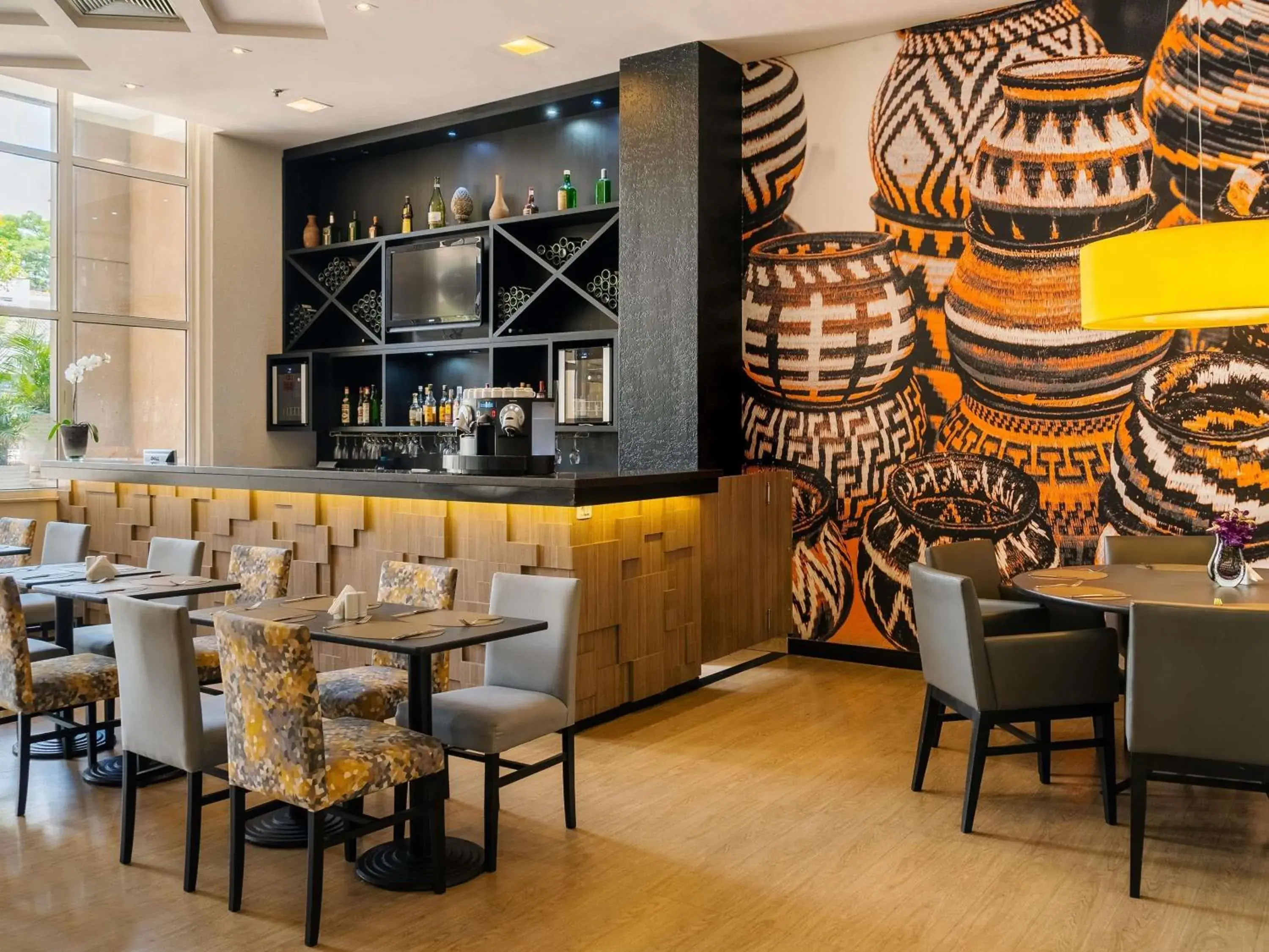 Property building in Mercure Guarulhos Aeroporto Property building in Mercure Guarulhos Aeroporto