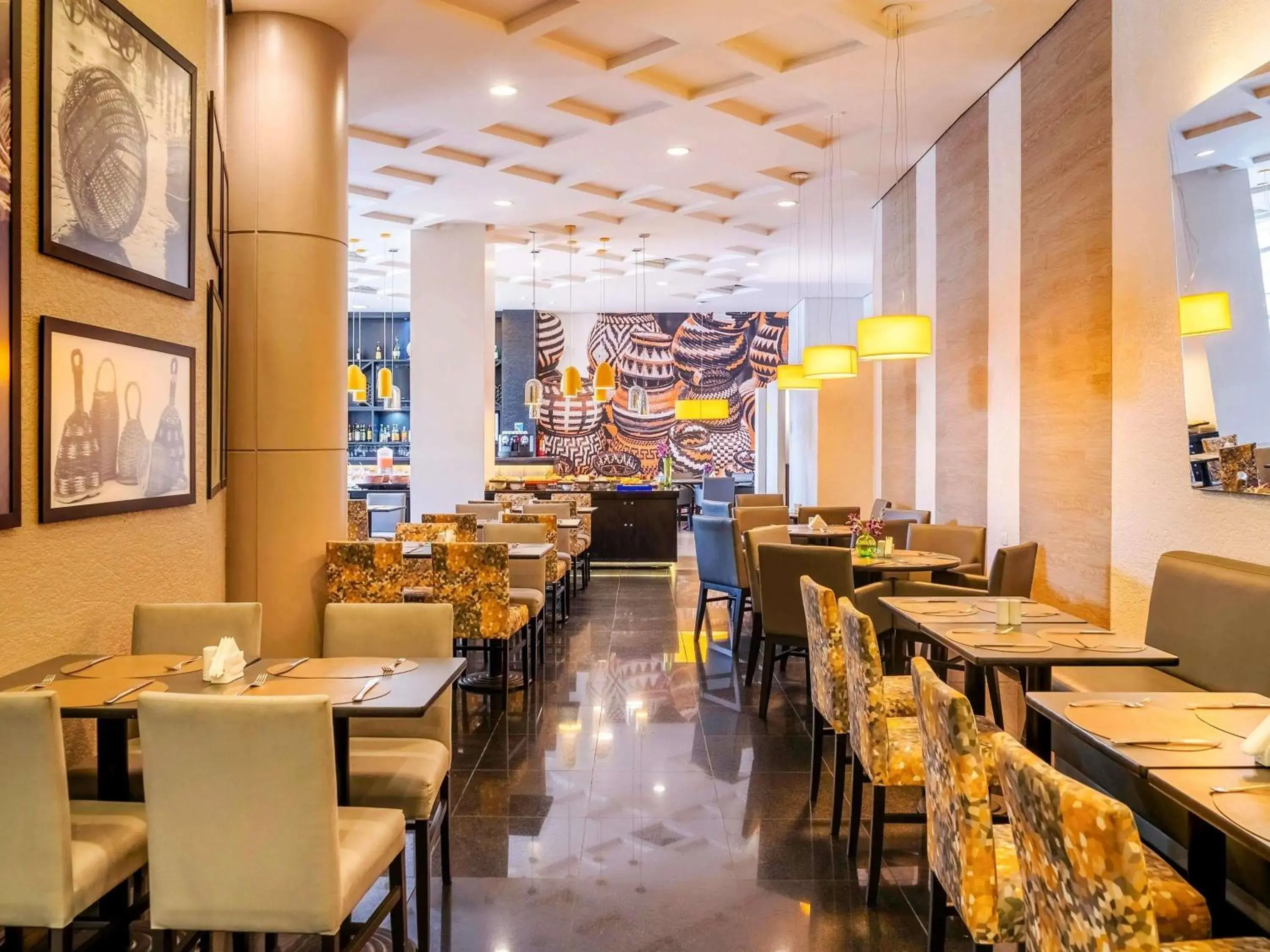 Property building in Mercure Guarulhos Aeroporto Property building in Mercure Guarulhos Aeroporto