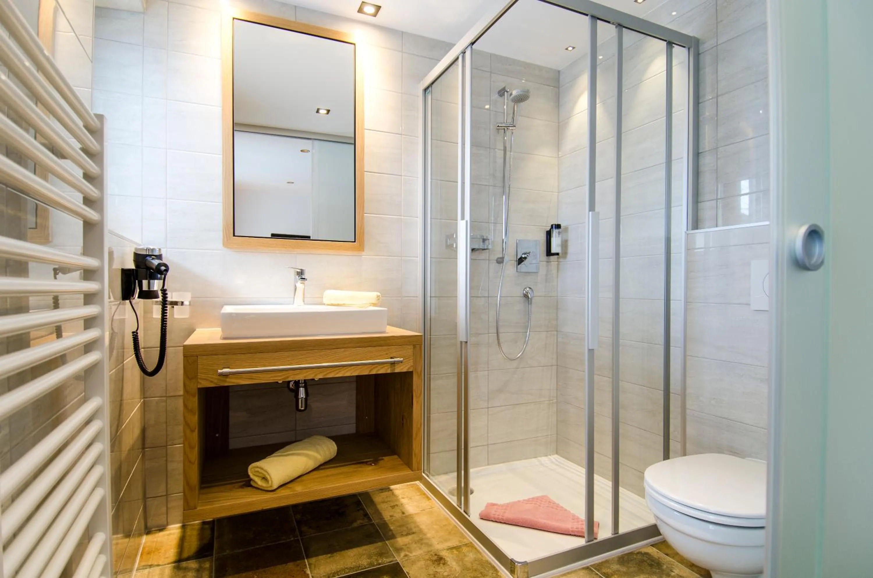 Shower in Hotel Garni Persutt