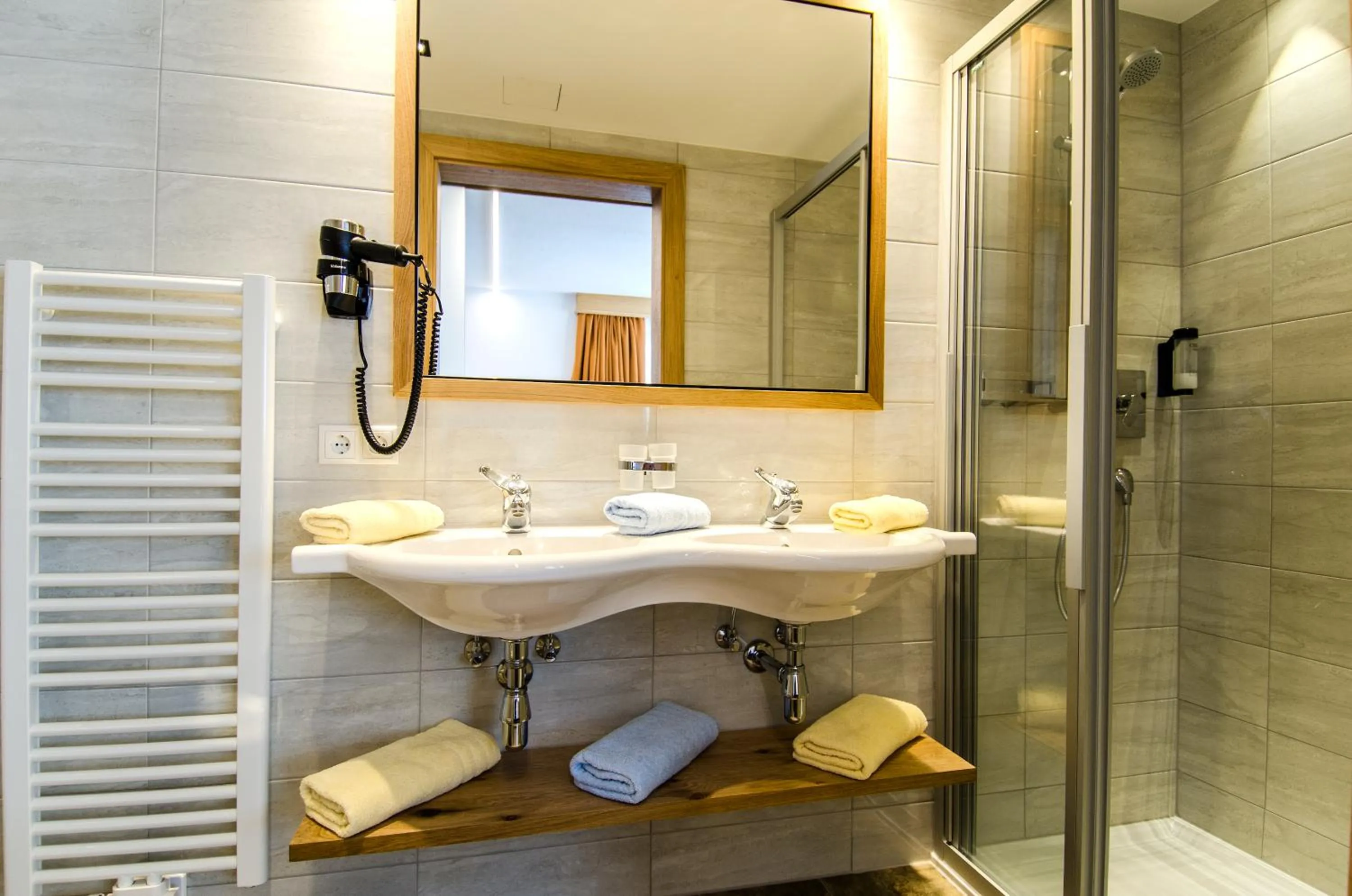 Shower in Hotel Garni Persutt