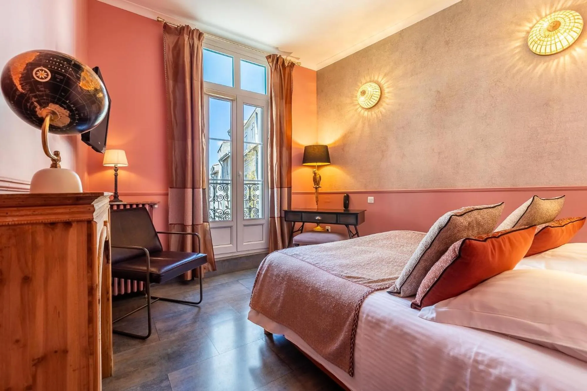 Bed in Hotel du Palais