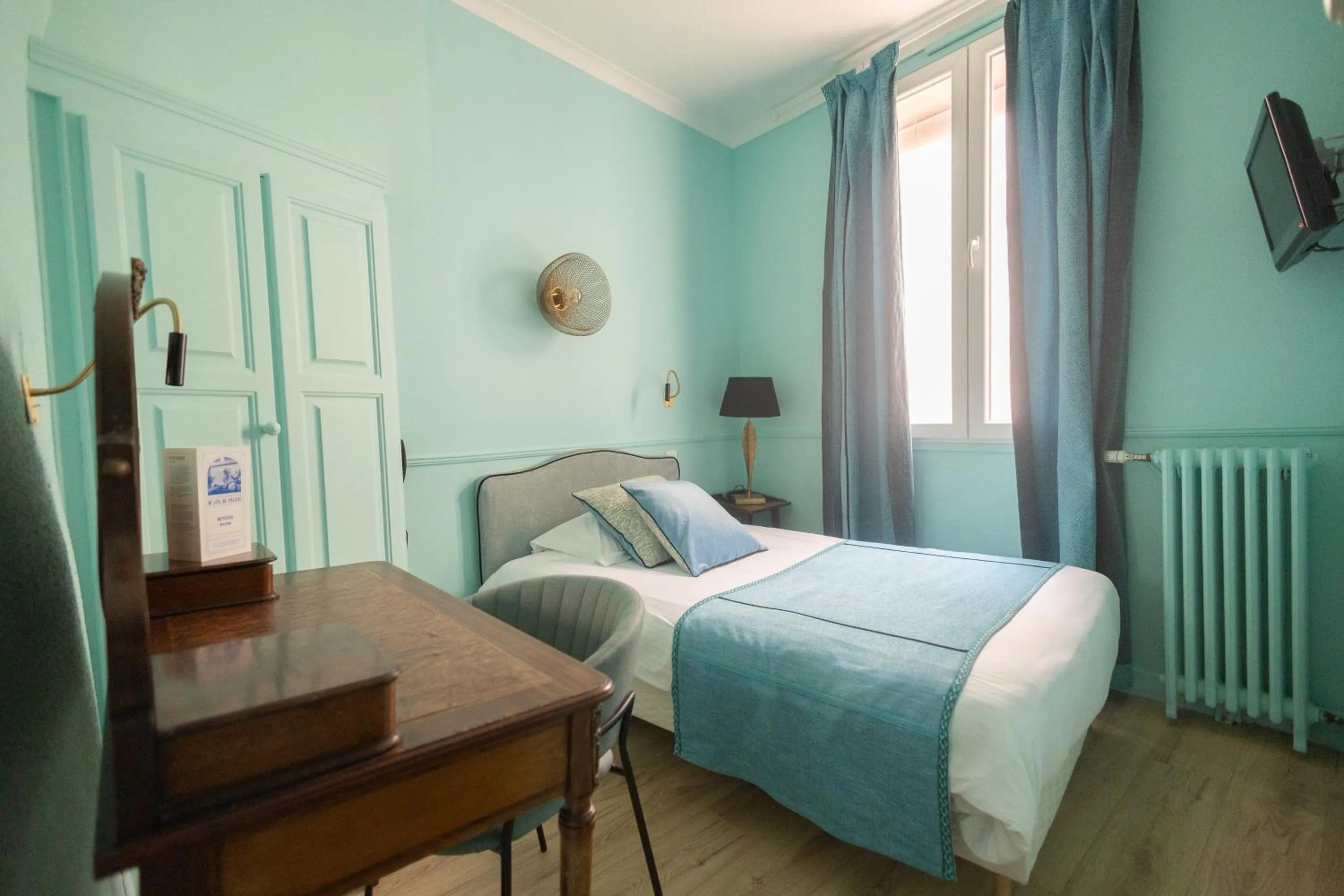 Bed in Hotel du Palais