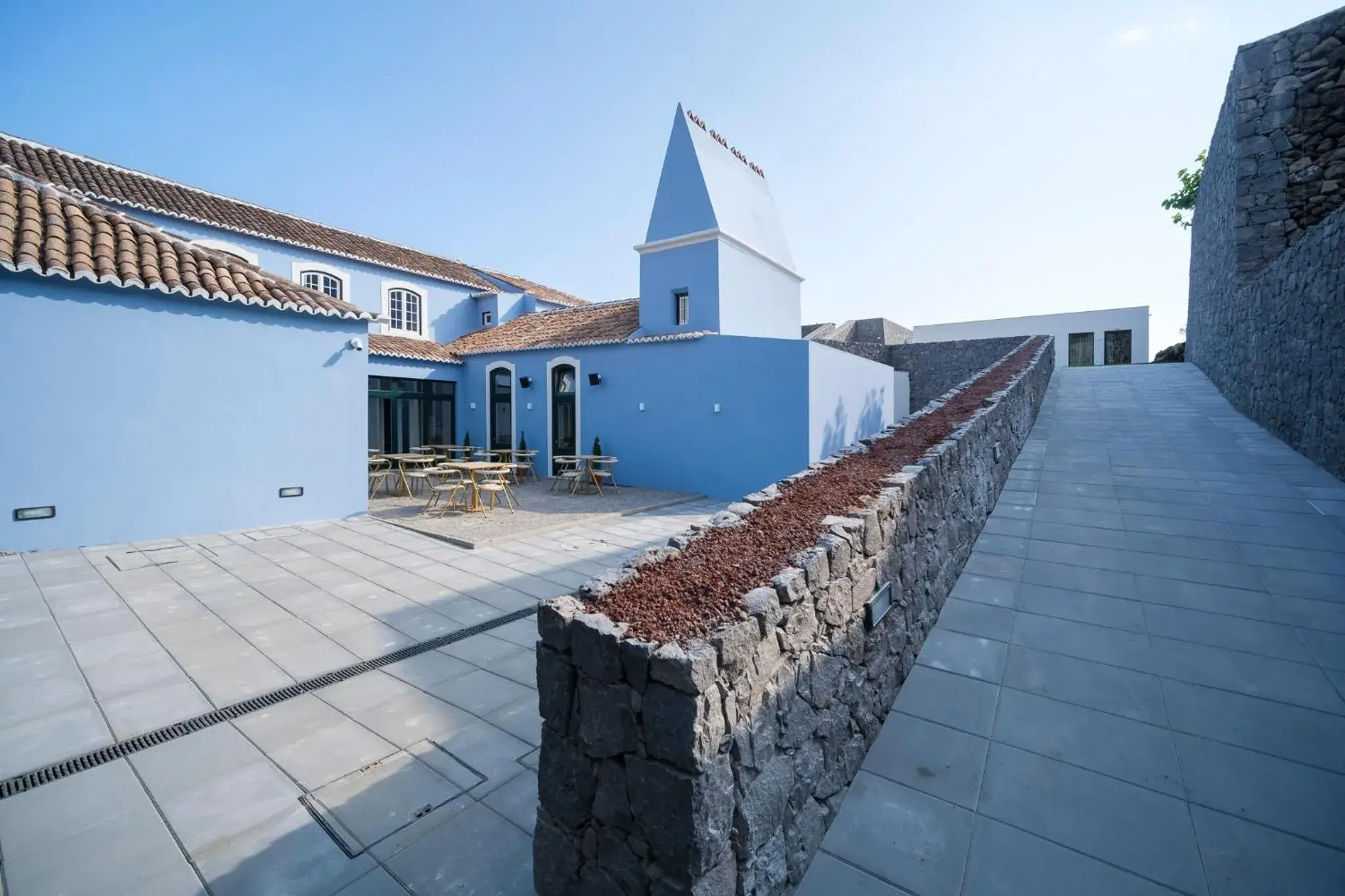 Property building in Azores Book Hotel Property building in Azores Book Hotel