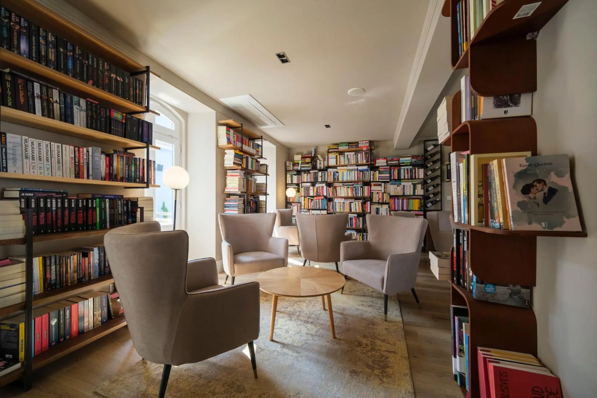 Library in Azores Book Hotel