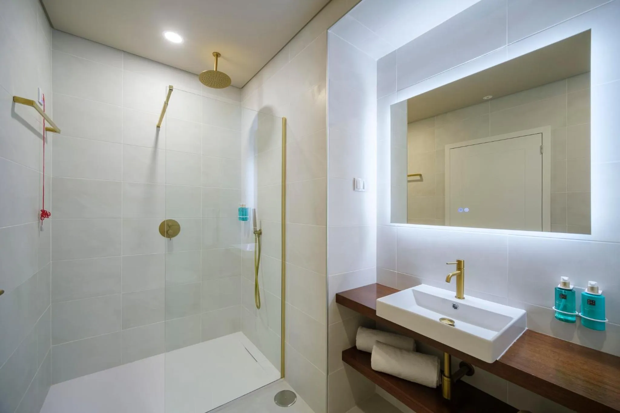 Shower in Azores Book Hotel