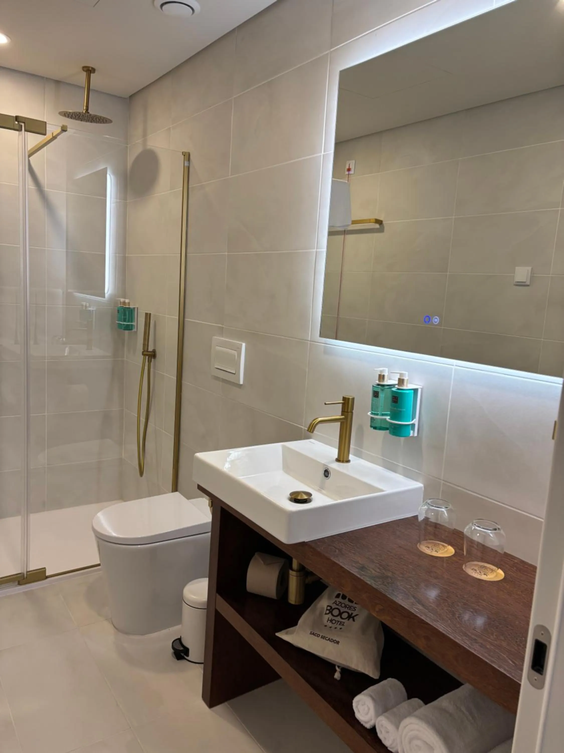 Bathroom in Azores Book Hotel