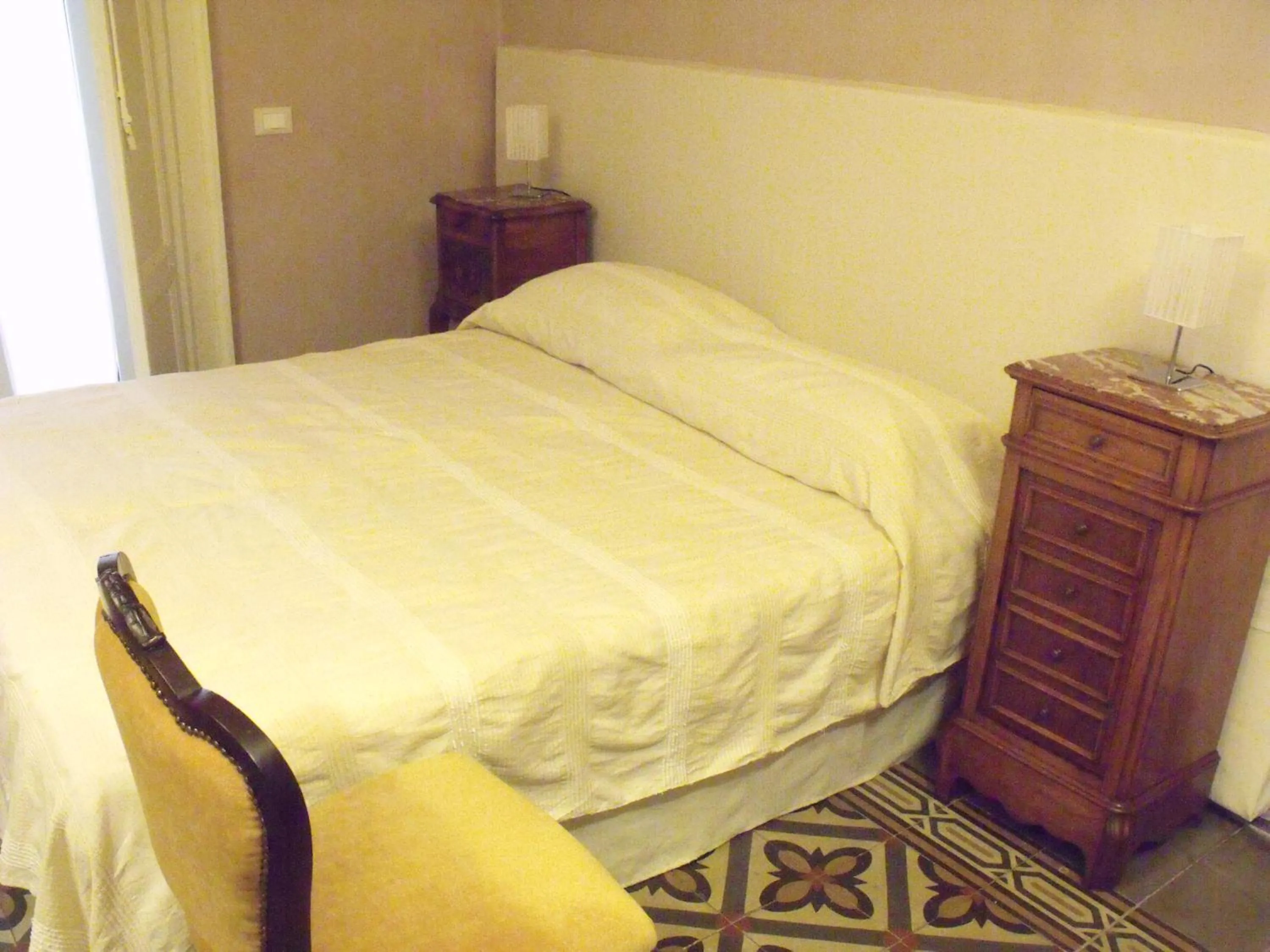 Bed in Domoikos