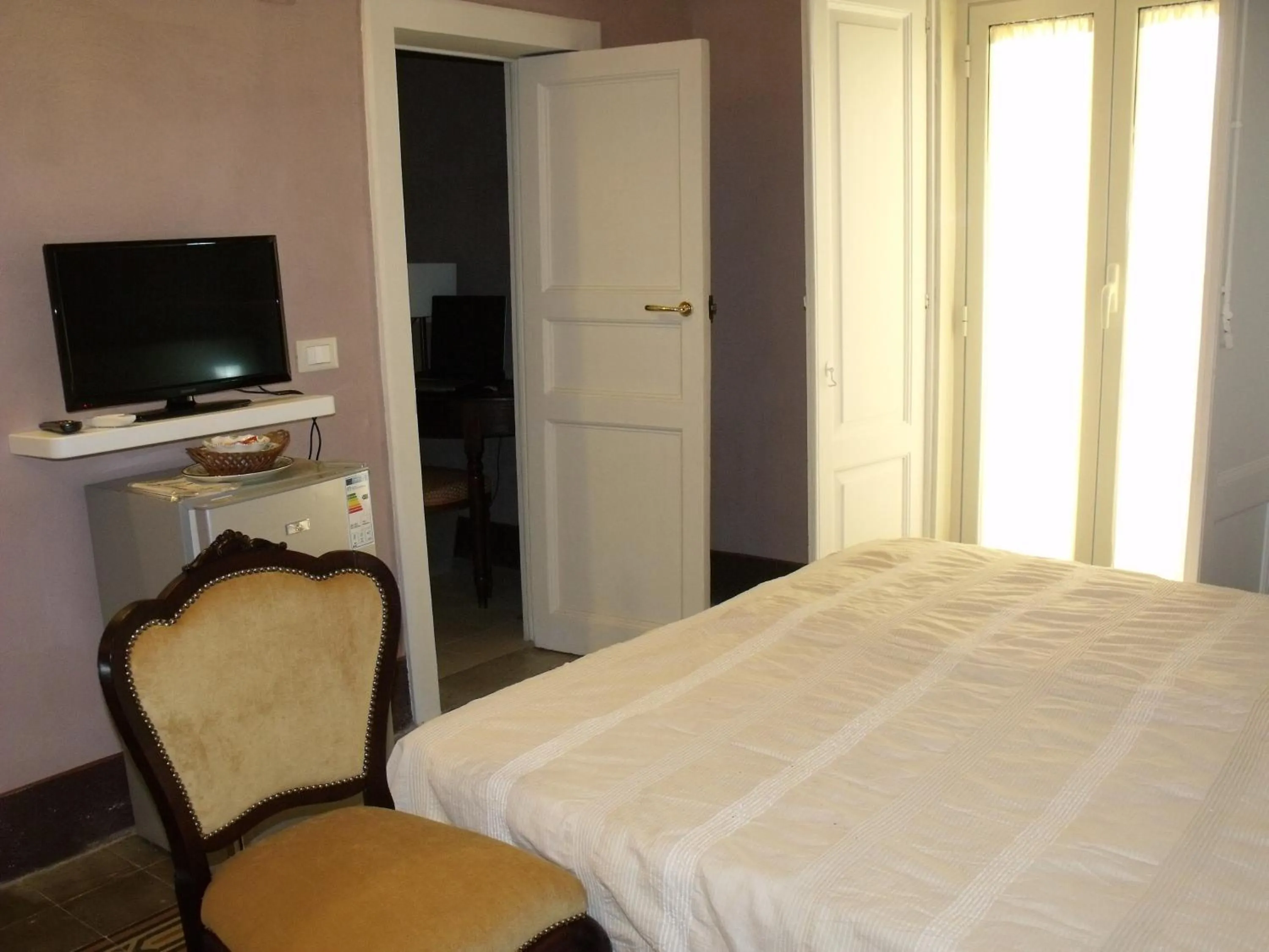 Bed in Domoikos