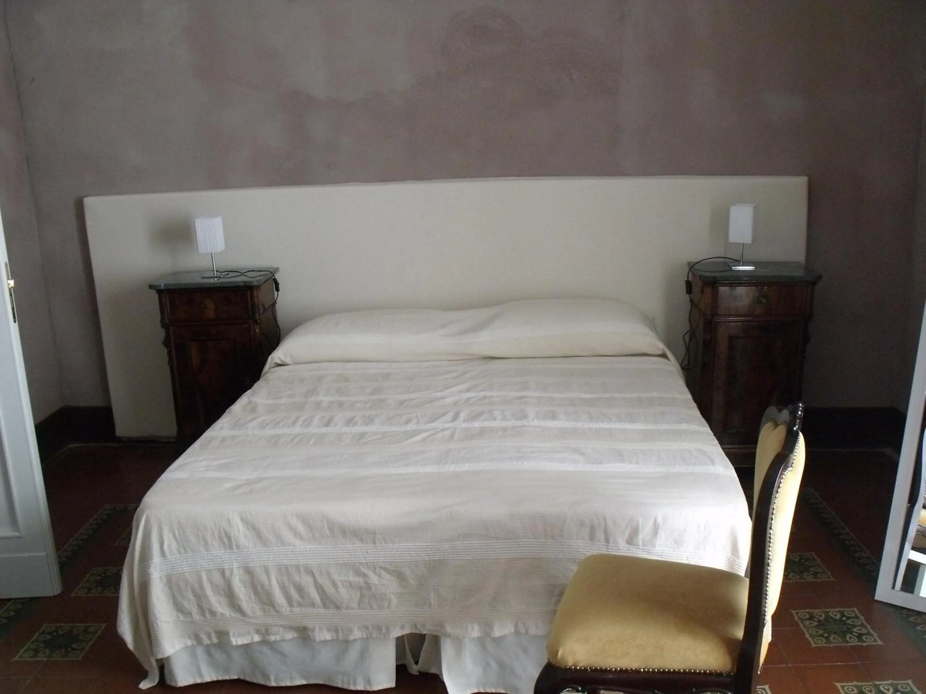 Bed in Domoikos