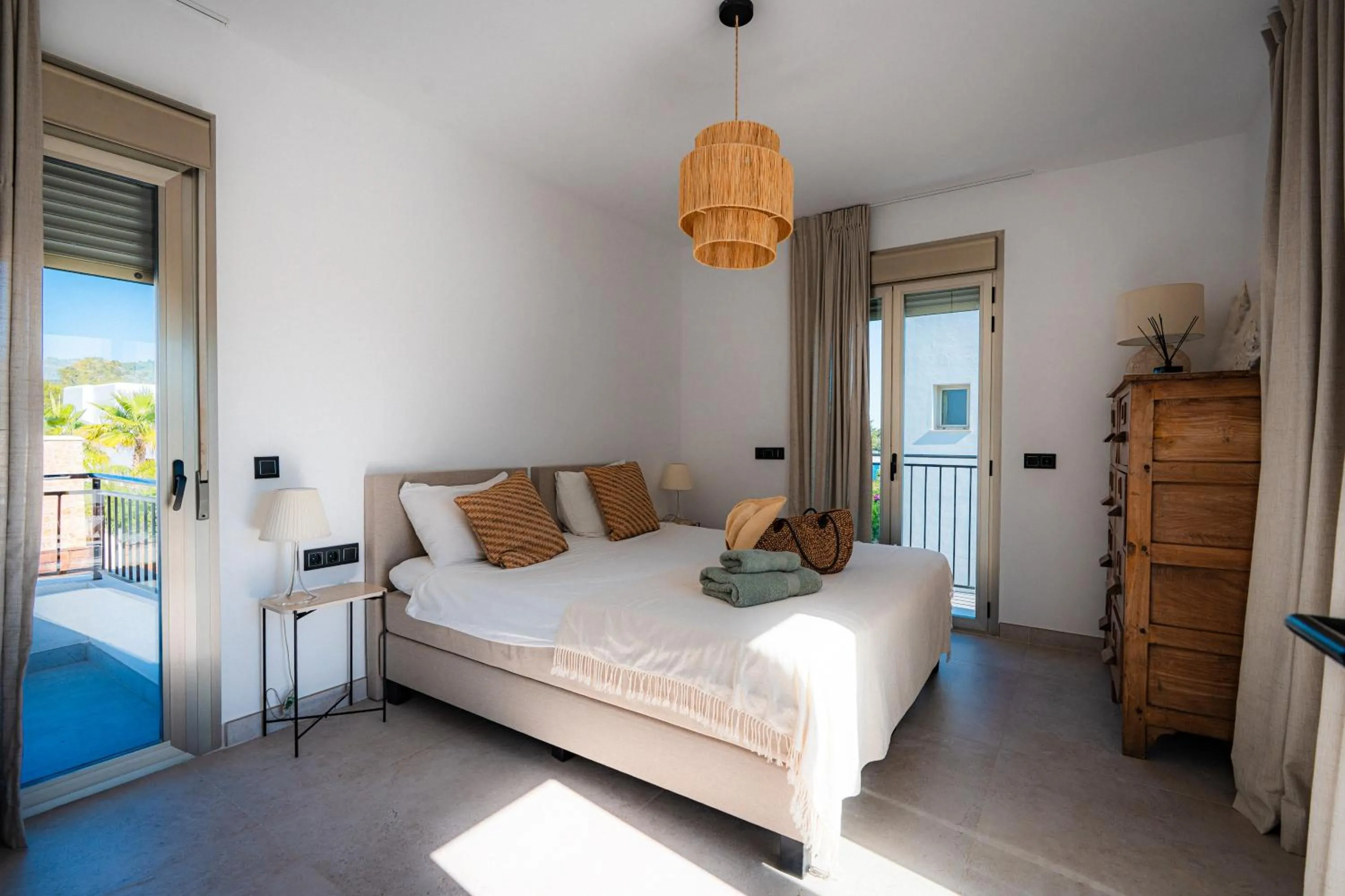 Living room, Bed in Can Sole