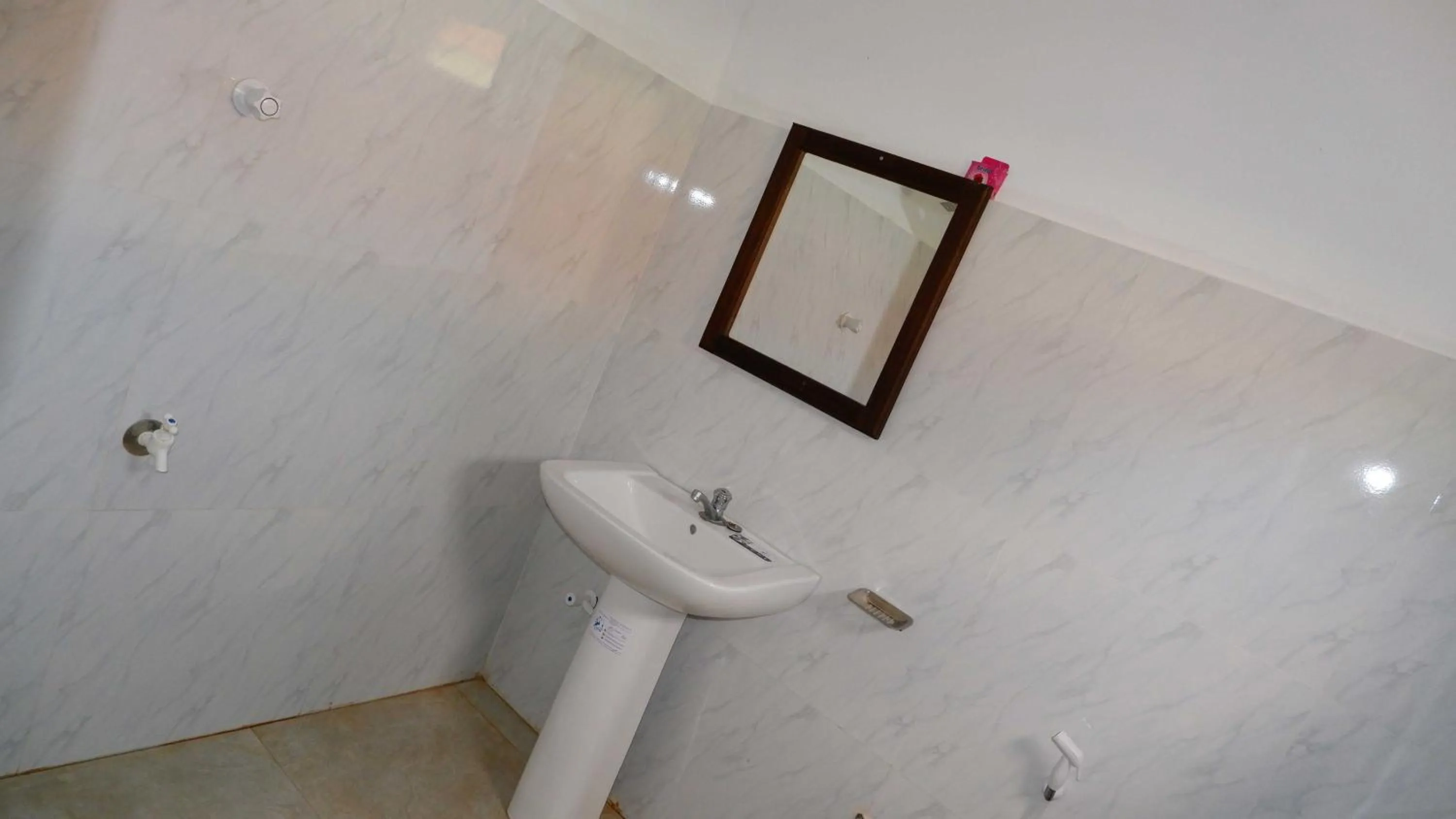 Toilet in Attale Resort