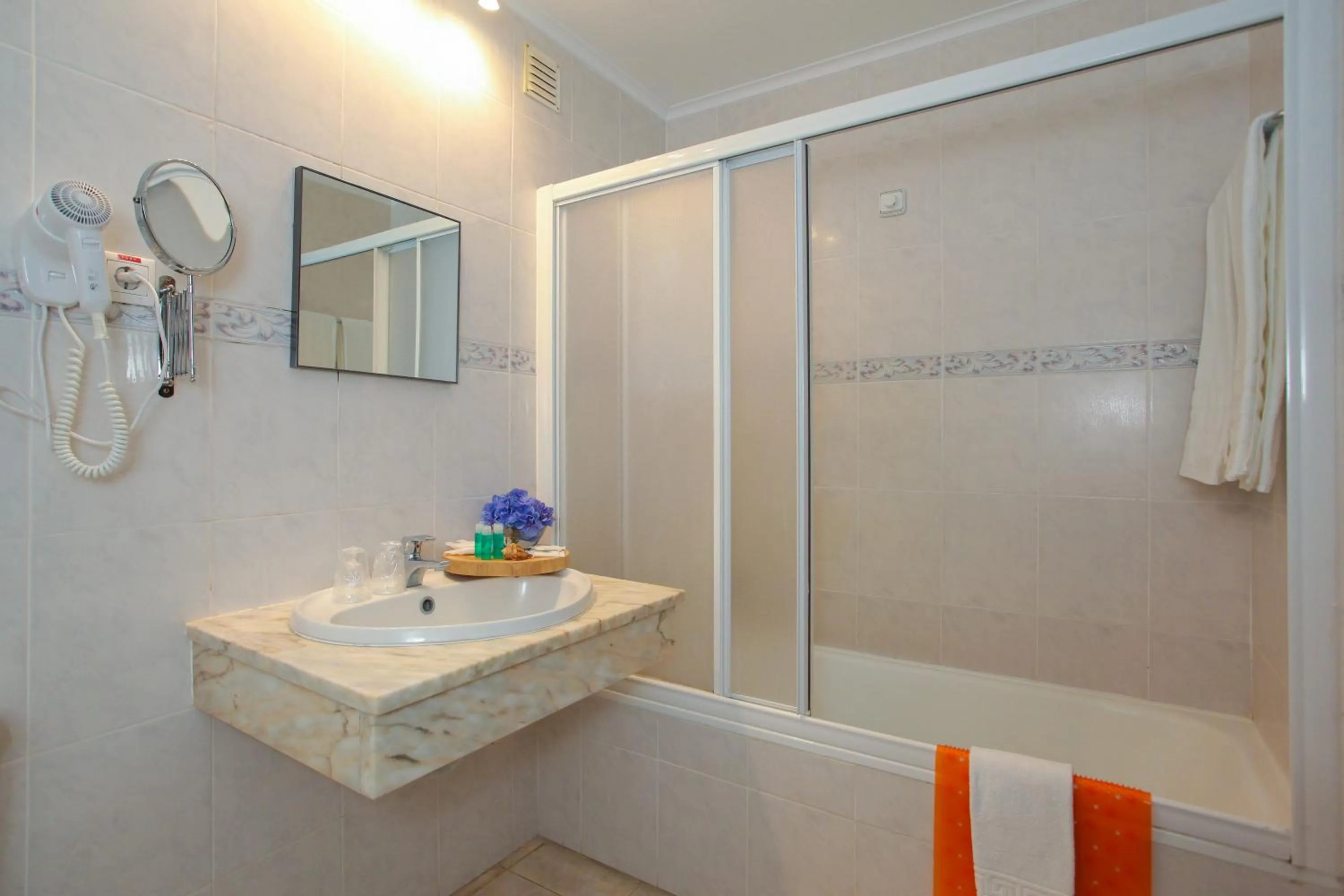 Toilet in Aparthotel Barracuda