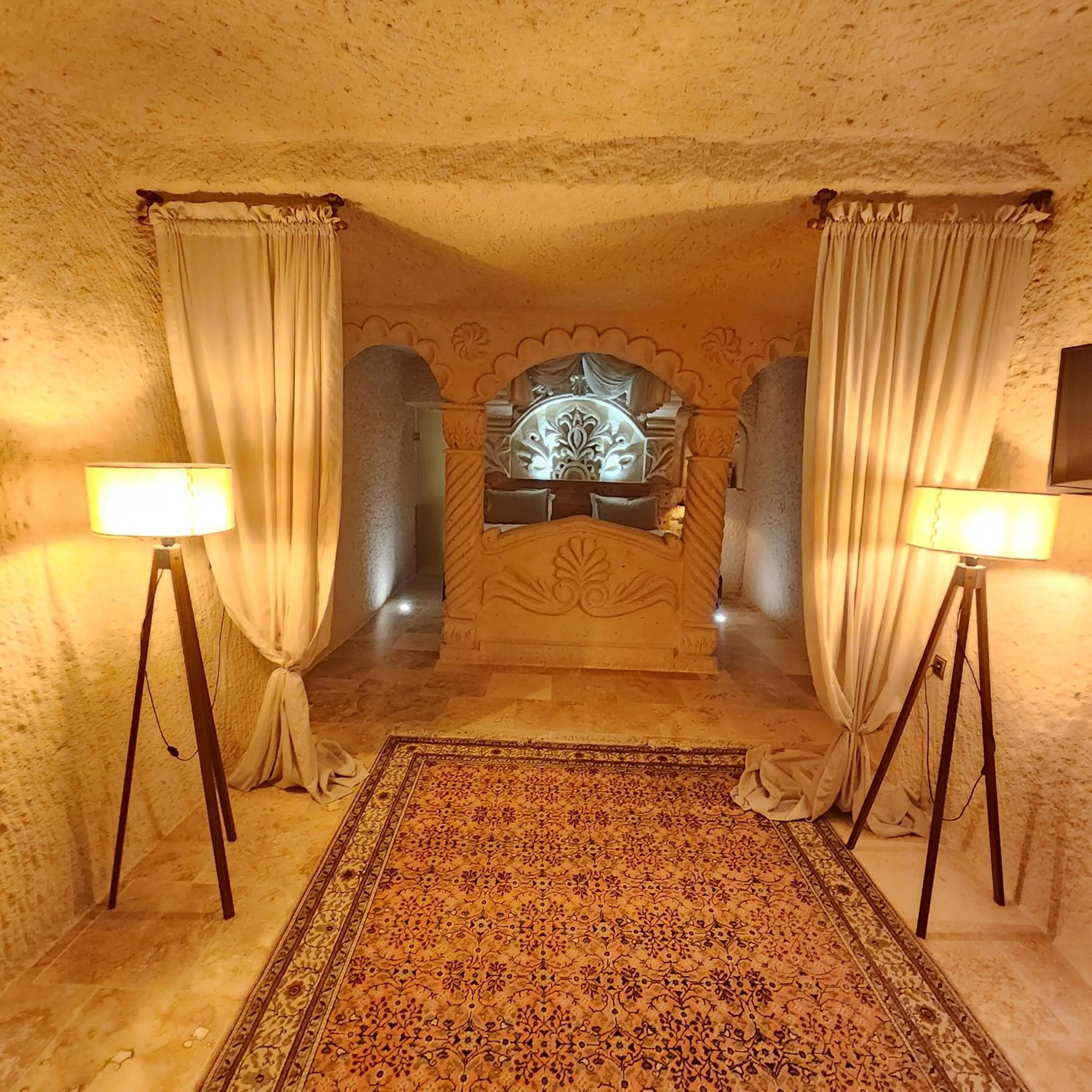 Bed in Memories Cave House Adults Only Plus 12