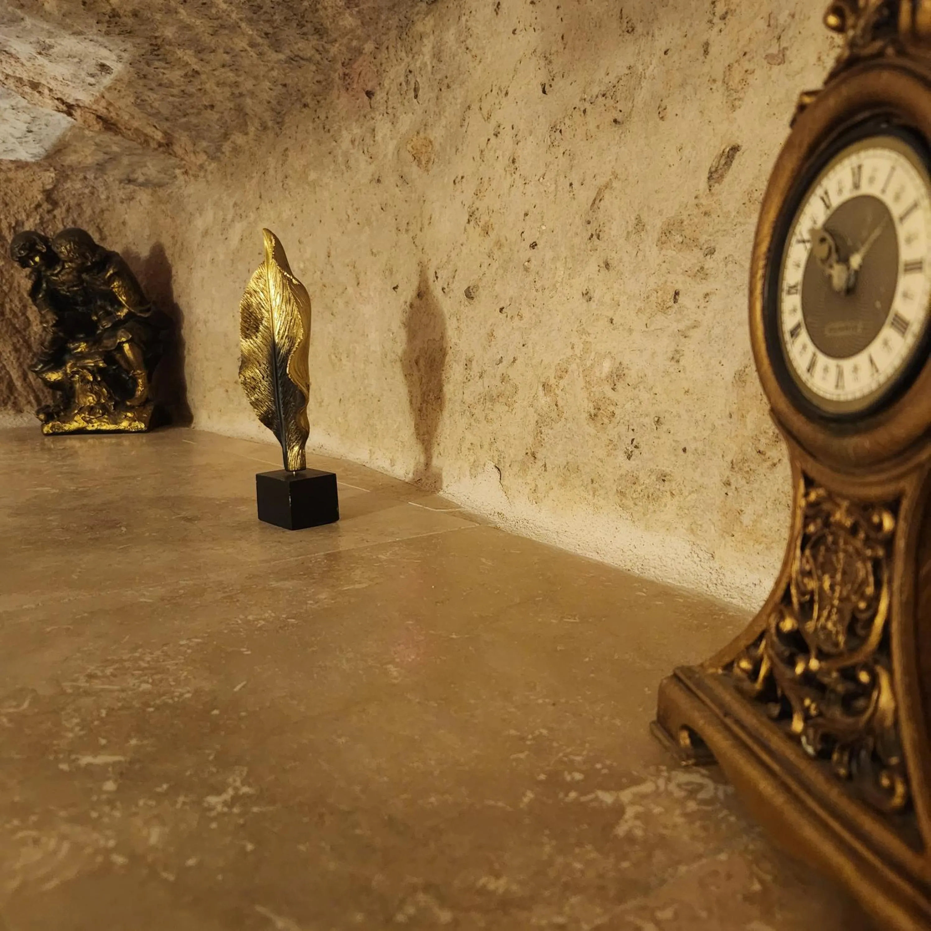 Decorative detail in Memories Cave House Adults Only Plus 12