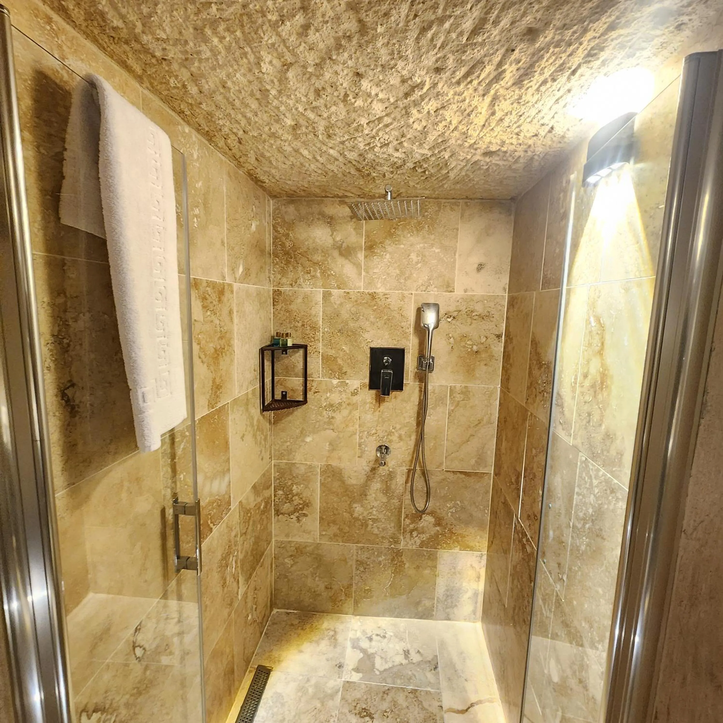 Shower in Memories Cave House Adults Only Plus 12