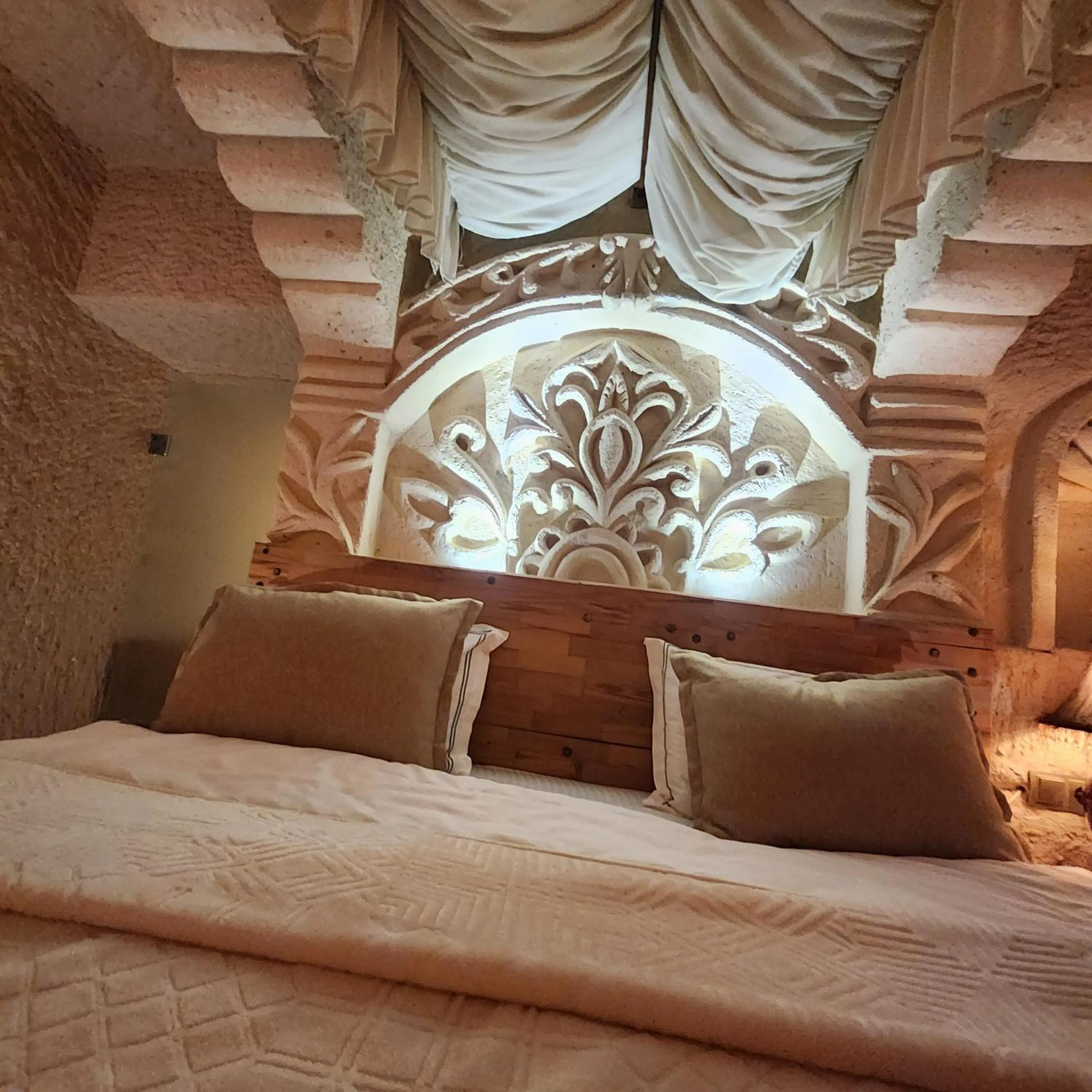 Bed in Memories Cave House Adults Only Plus 12