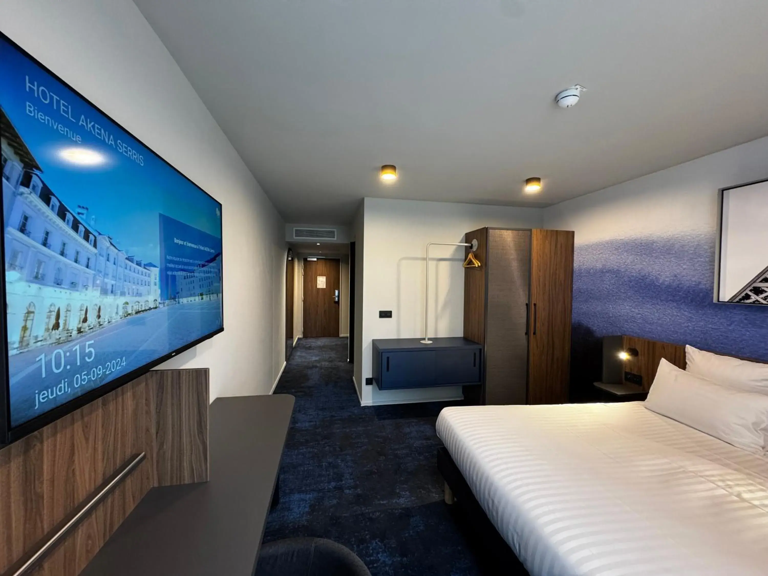 Bed in Hôtel AKENA Serris - Val d'Europe Bed in Hôtel AKENA Serris - Val d'Europe