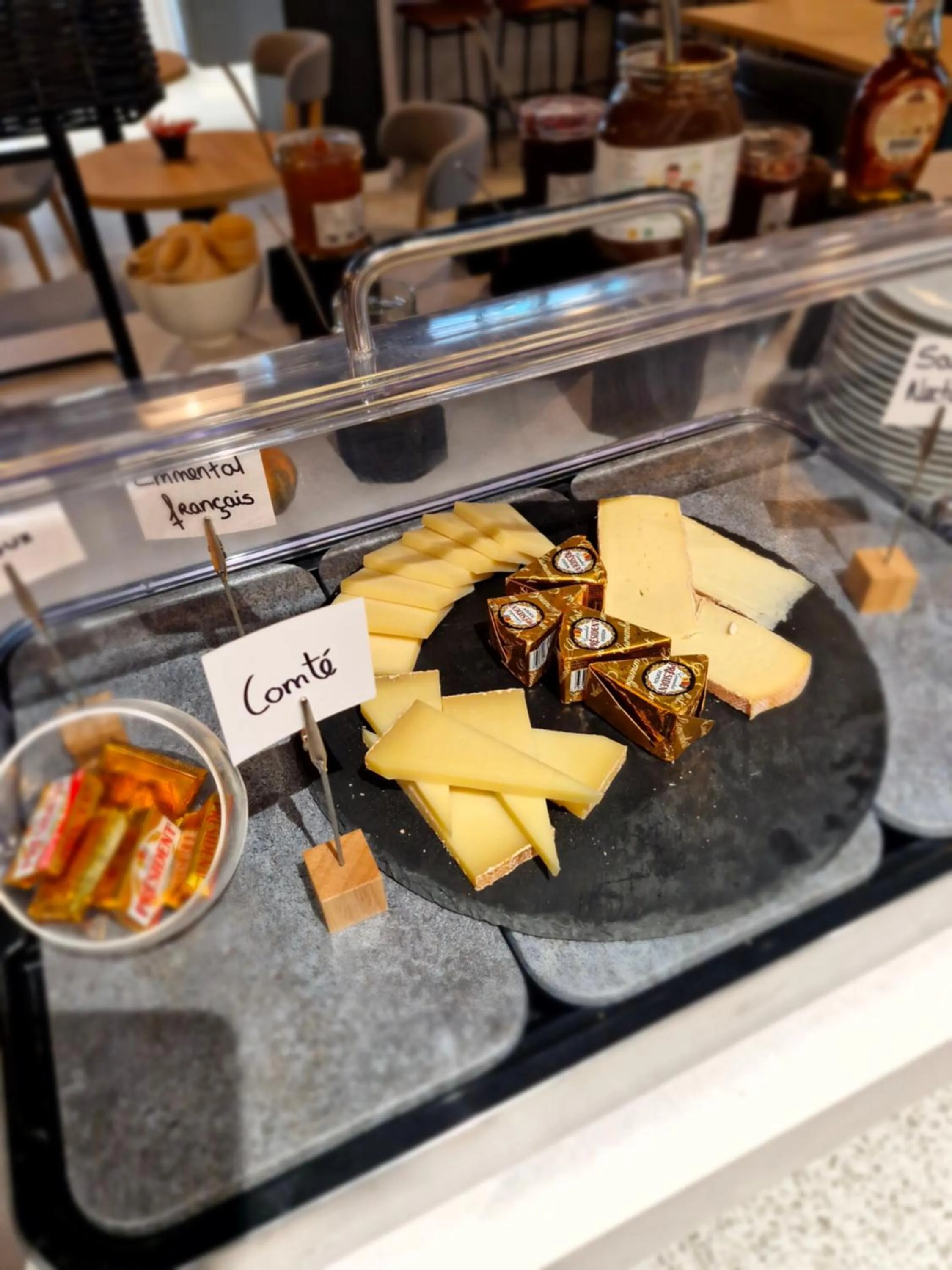 Food in Hôtel AKENA Serris - Val d'Europe