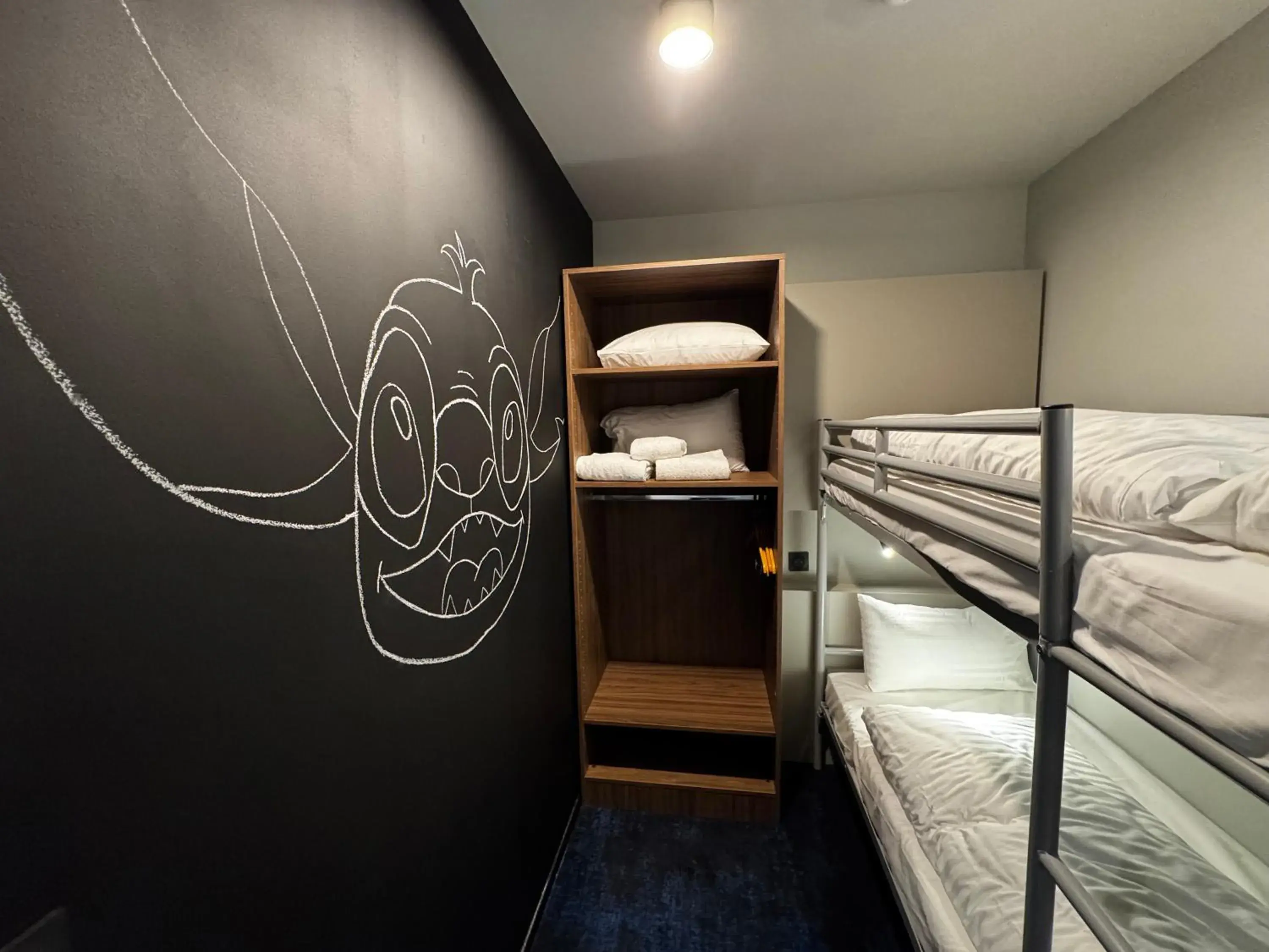 Bed in Hôtel AKENA Serris - Val d'Europe Bed in Hôtel AKENA Serris - Val d'Europe