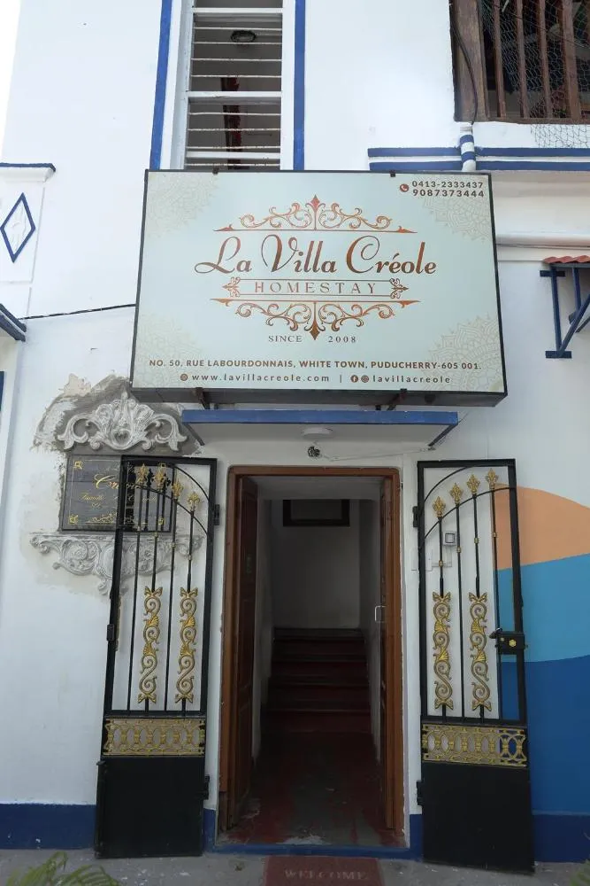 Property building in LA VILLA CREOLE