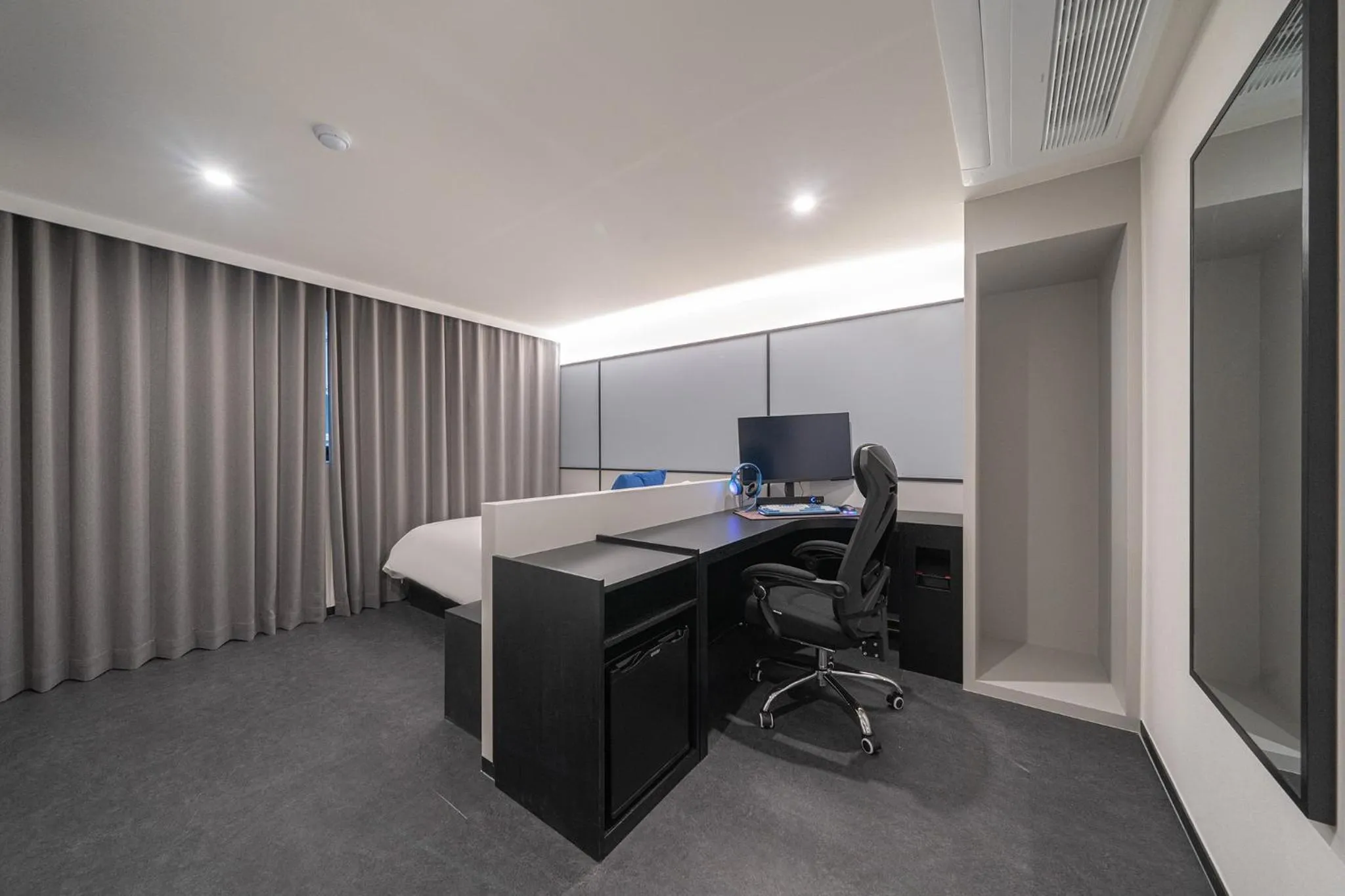 Photo of the whole room in Hotel Lavanda