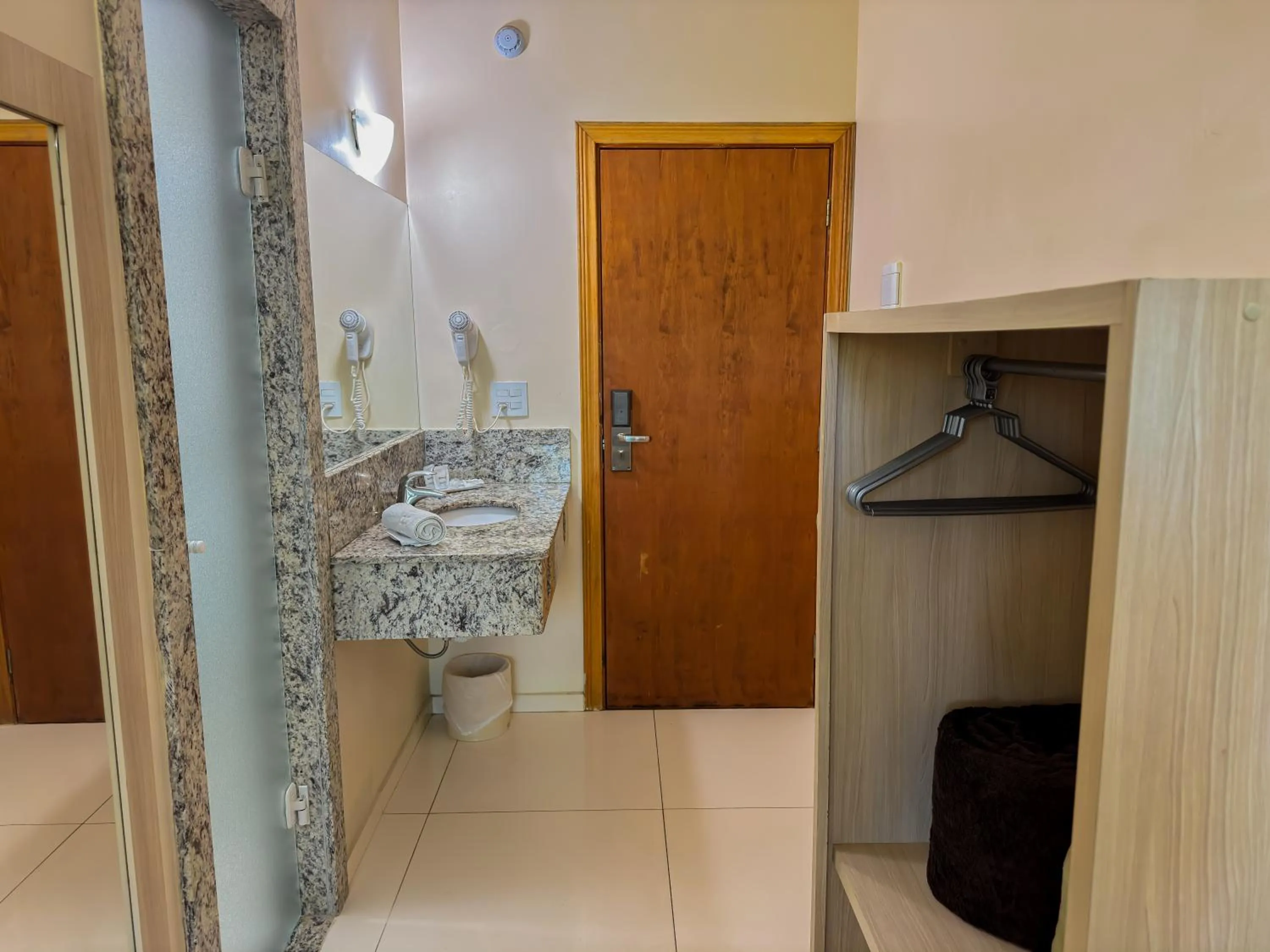 Photo of the whole room in Hotel Fazenda Golden Park Campos do Jordão