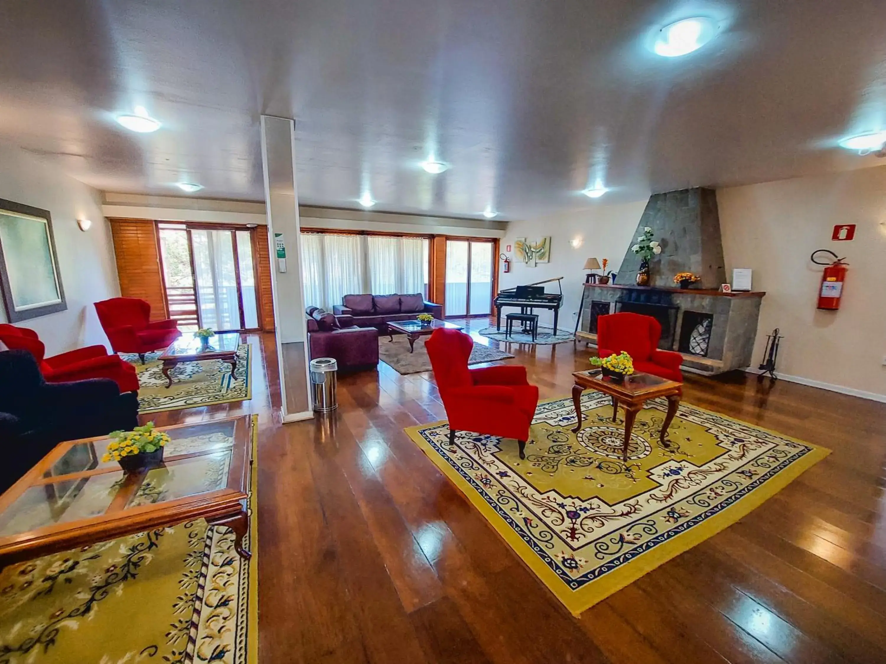 Living room in Hotel Fazenda Golden Park Campos do Jordão Living room in Hotel Fazenda Golden Park Campos do Jordão