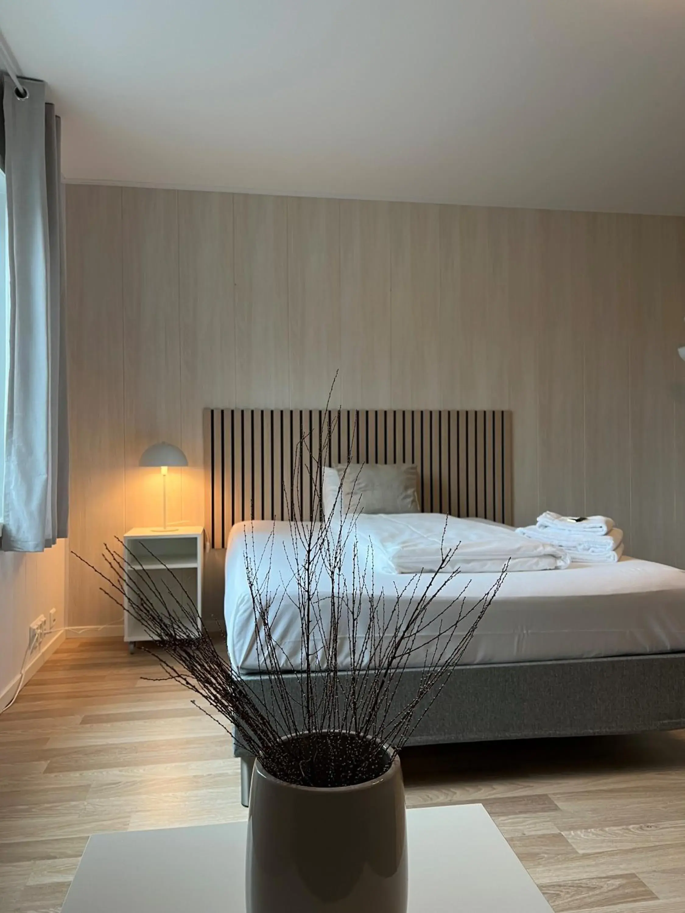 Large Double or Twin Room in Selvbetjent leilighetshotell med studioleiligheter Large Double or Twin Room in Selvbetjent leilighetshotell med studioleiligheter