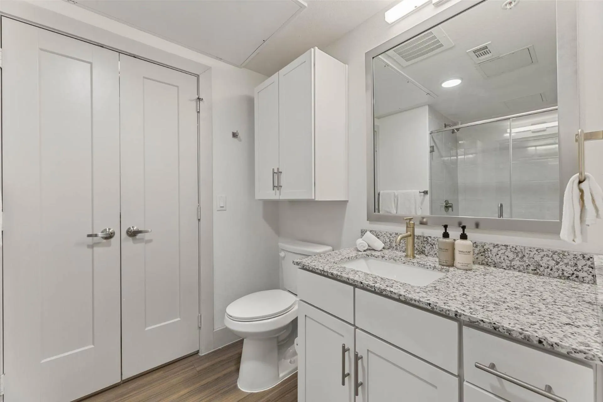 Bathroom in Placemakr Downtown Austin