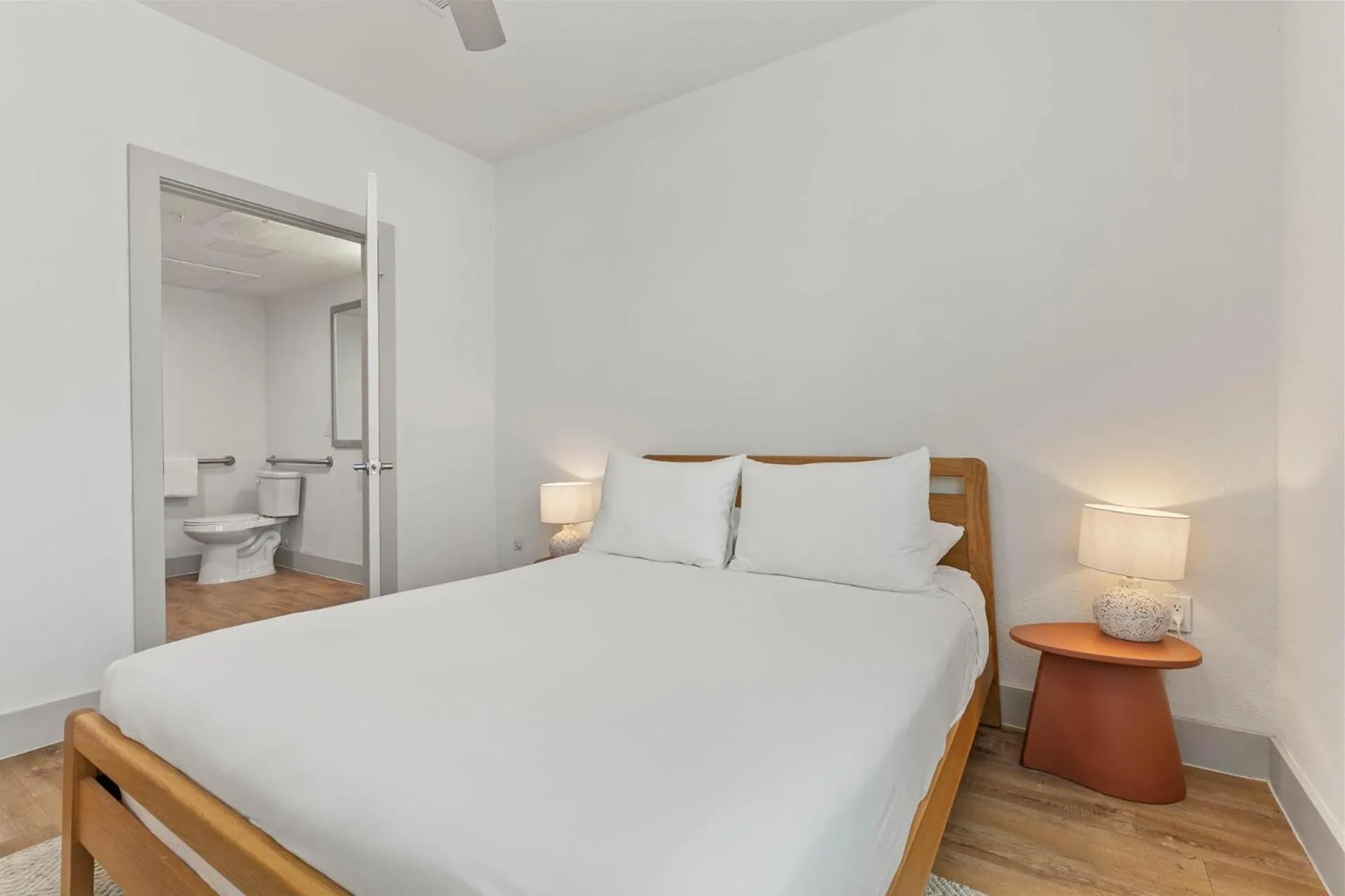 Bedroom, Bed in Placemakr Downtown Austin