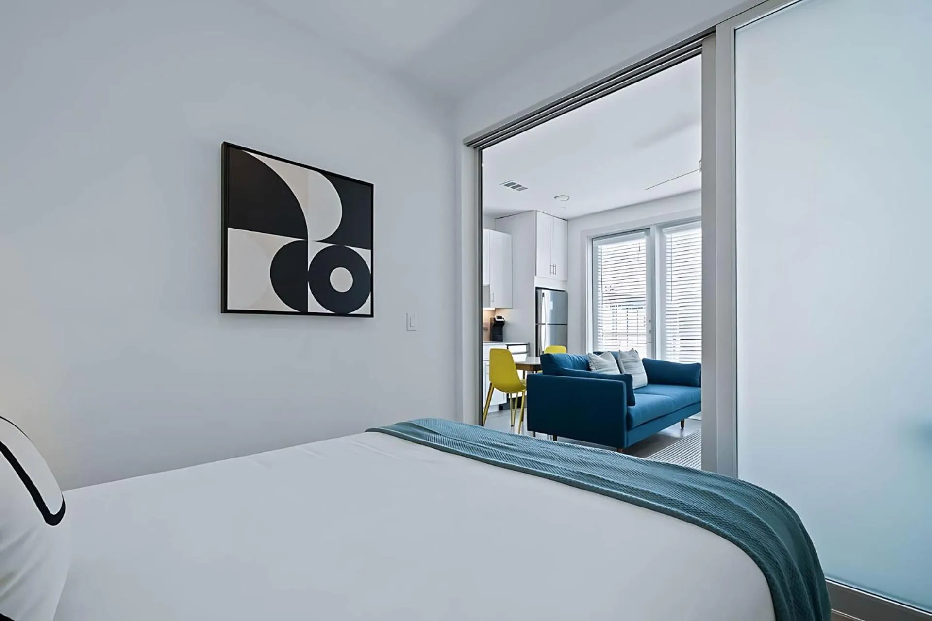 Photo of the whole room, Bed in Placemakr Downtown Austin