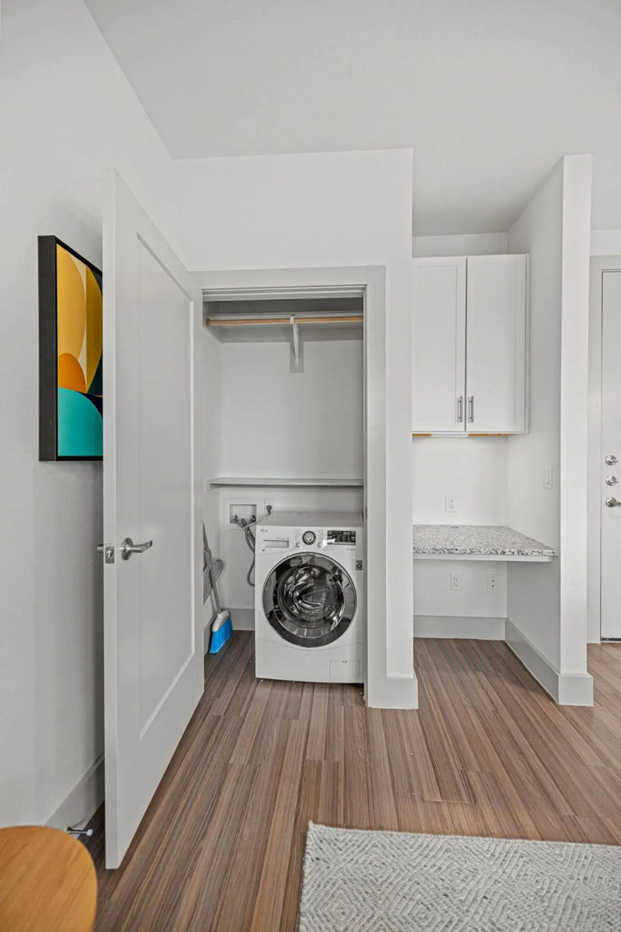 washing machine in Placemakr Downtown Austin