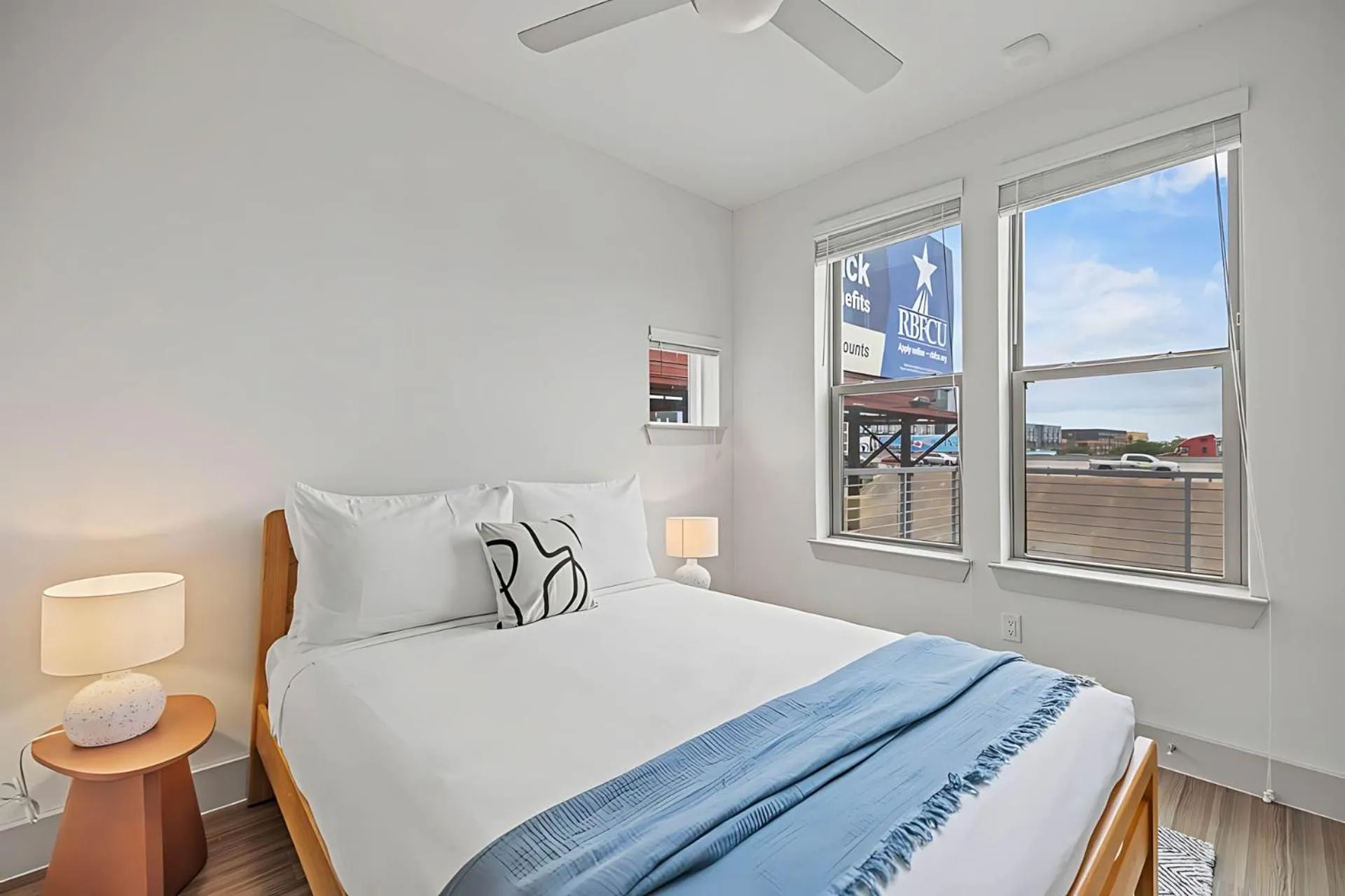 Bedroom, Bed in Placemakr Downtown Austin