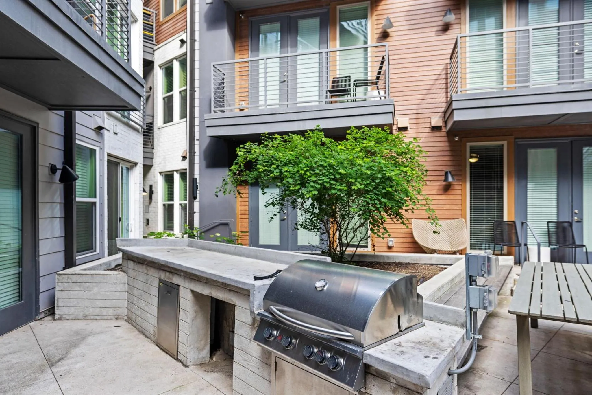 Patio in Placemakr Downtown Austin