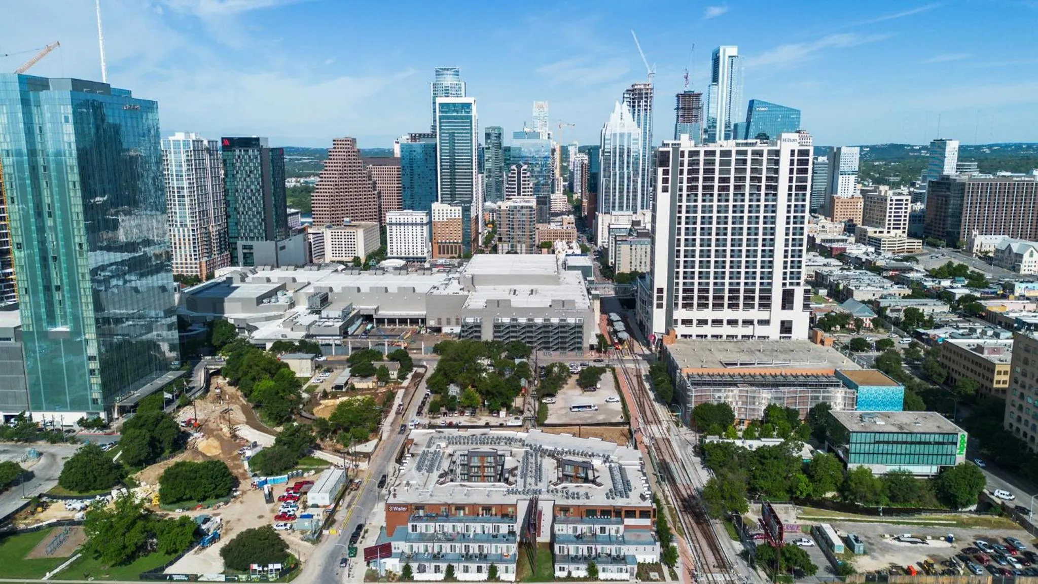 Property building in Placemakr Downtown Austin