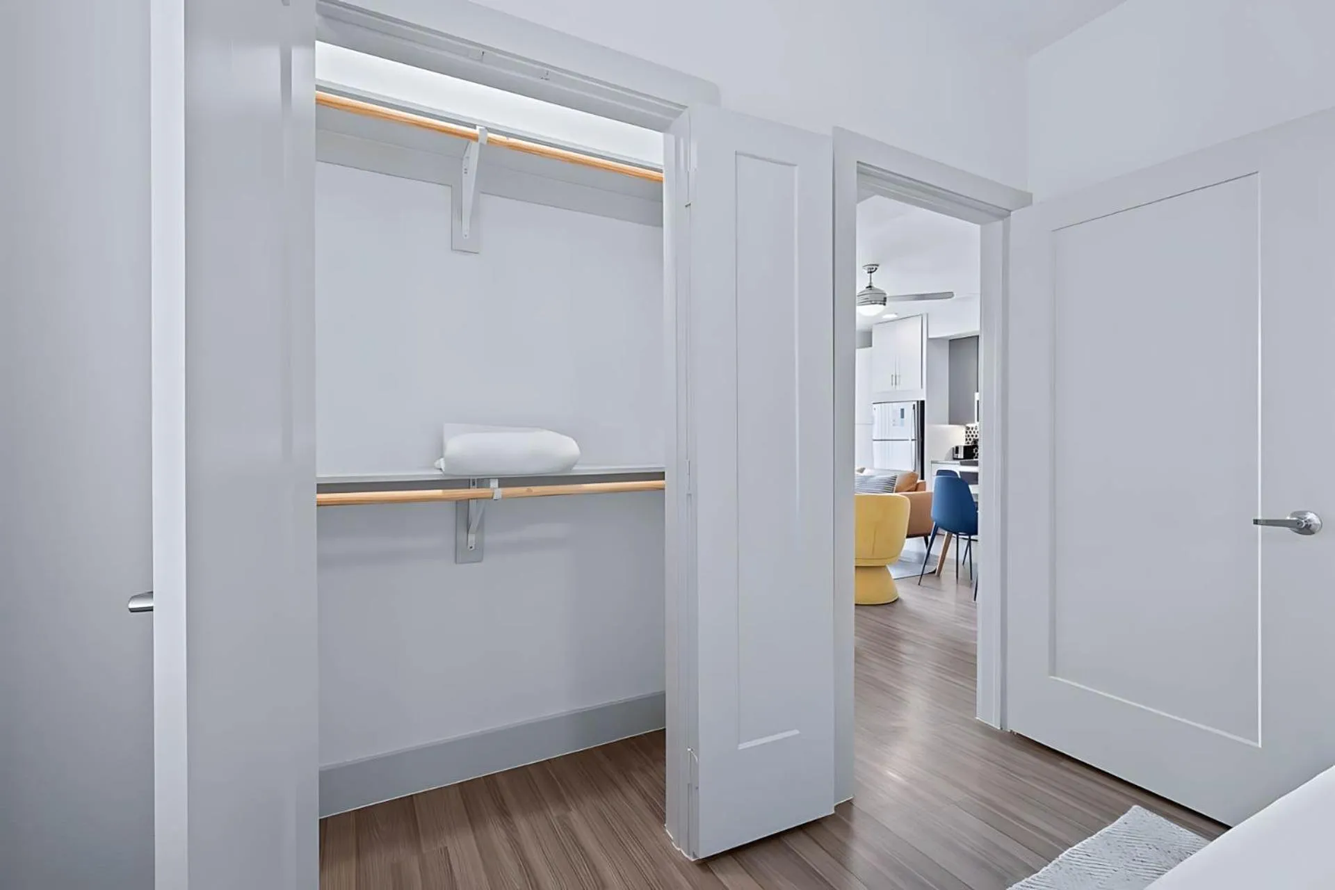 Bedroom, Bed in Placemakr Downtown Austin