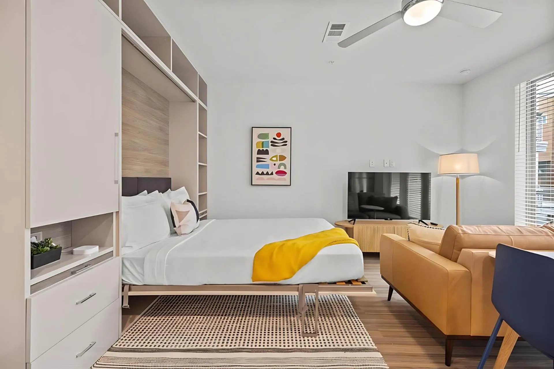 Photo of the whole room, Bed in Placemakr Downtown Austin