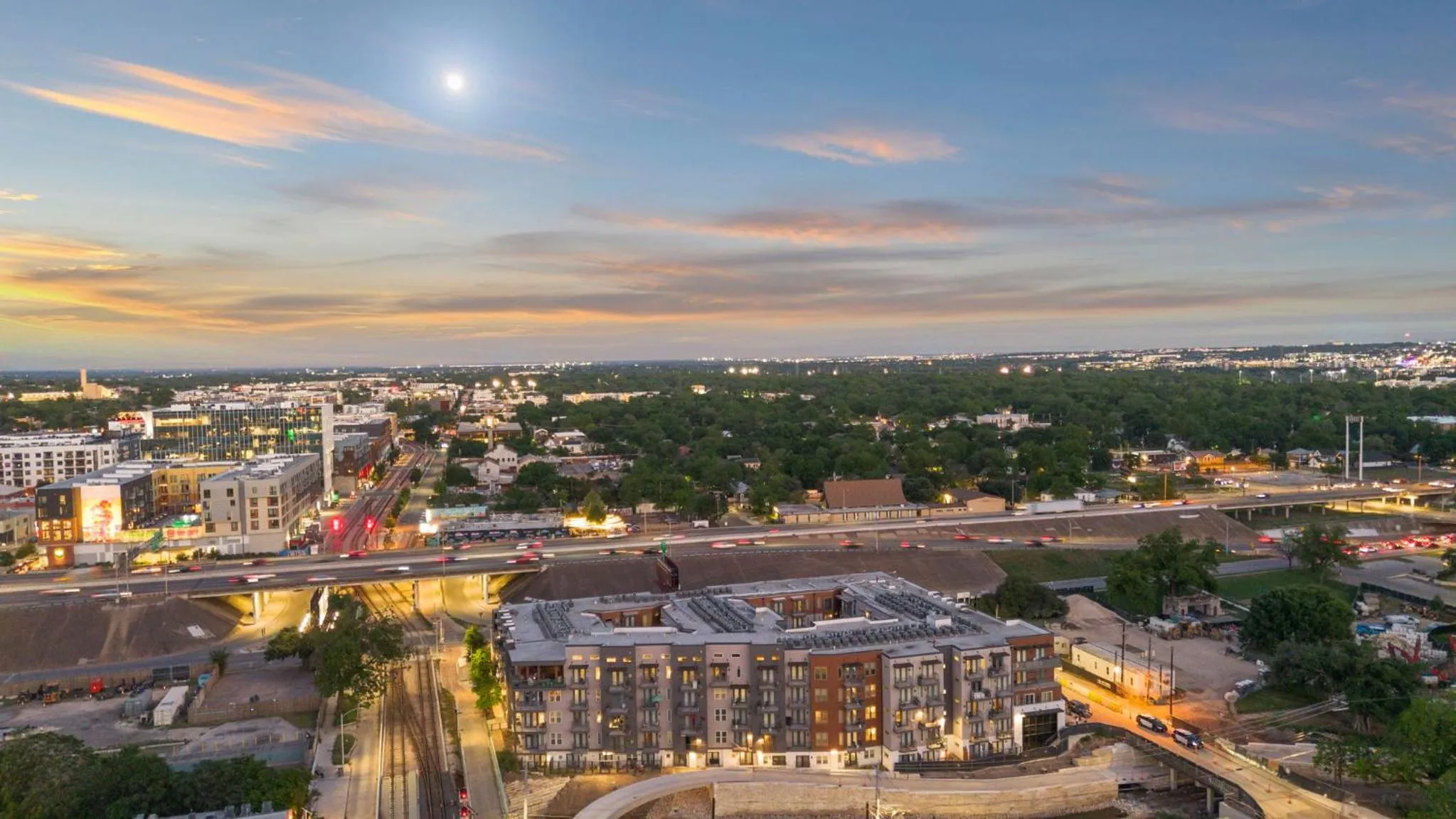 Property building in Placemakr Downtown Austin