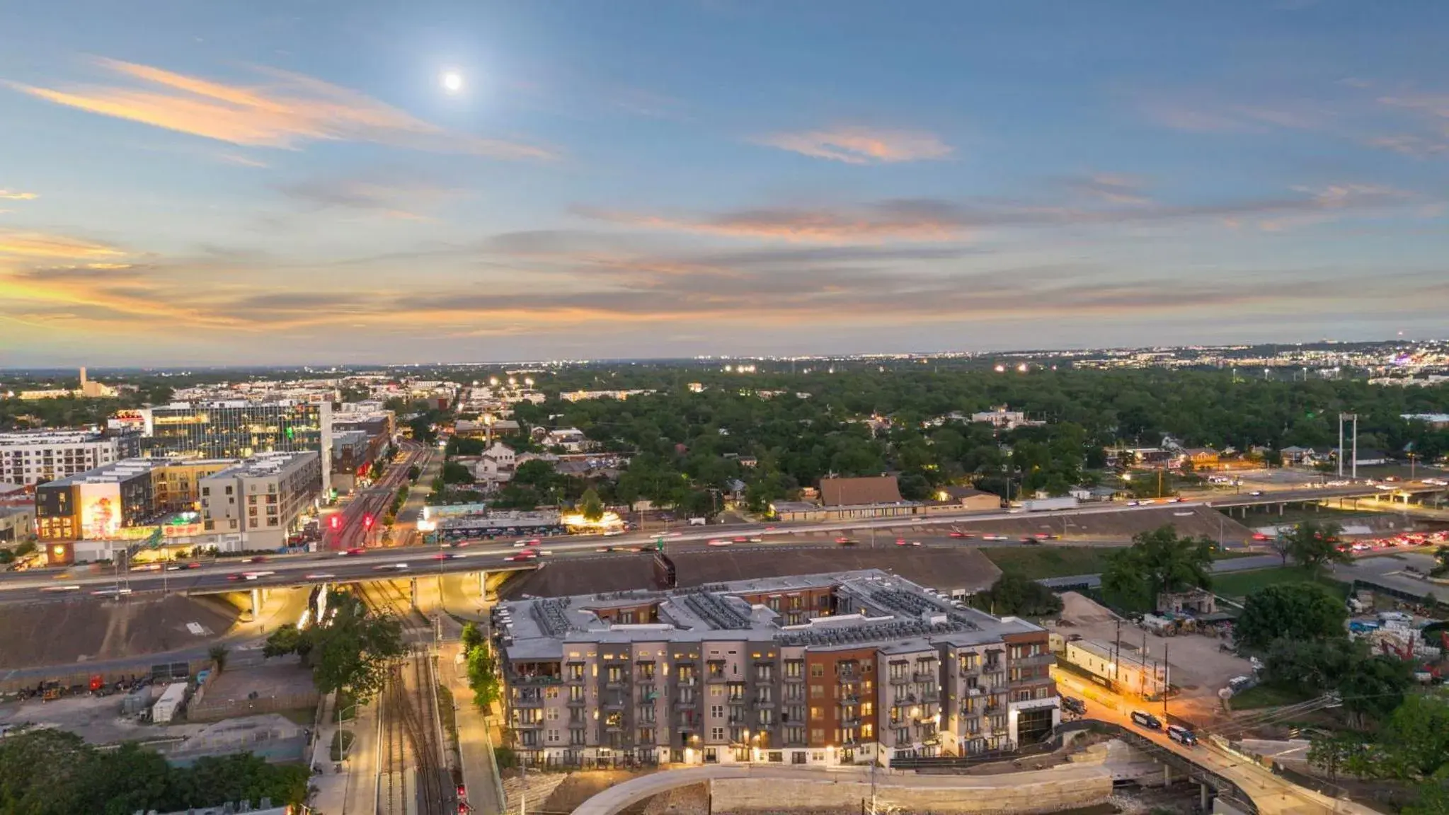 Property building in Placemakr Downtown Austin Property building in Placemakr Downtown Austin