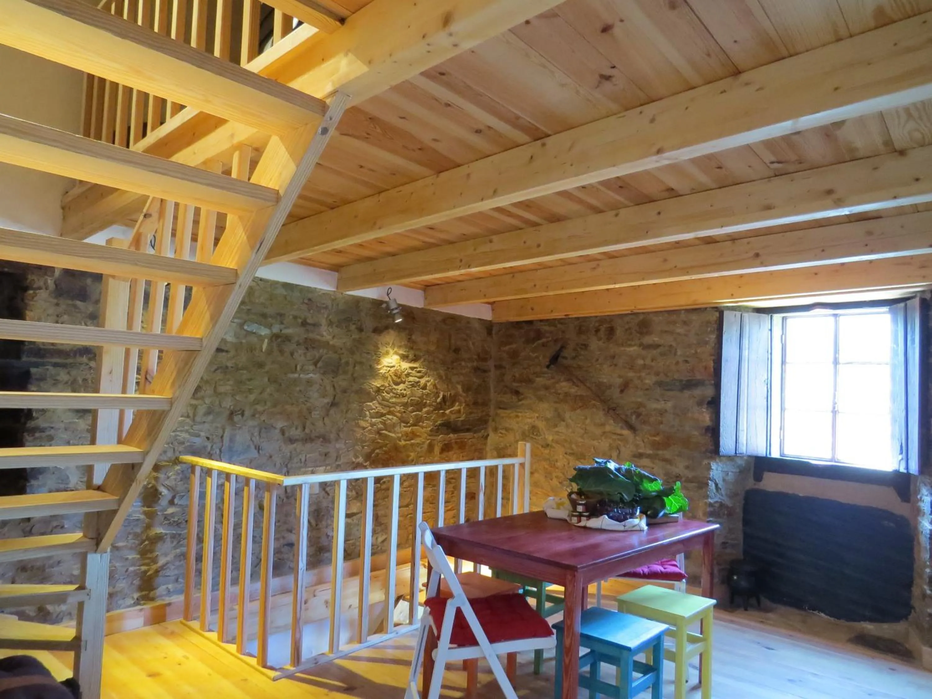 Dining area in Casas da Encosta