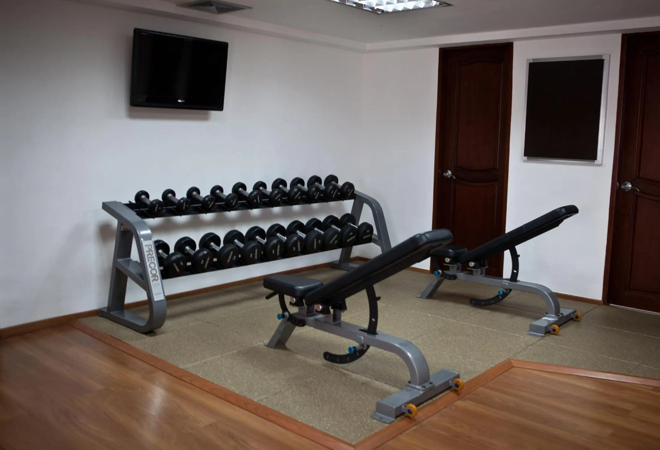 Fitness centre/facilities in EXECUTIVE SUITES VALENCIA-Venezuela