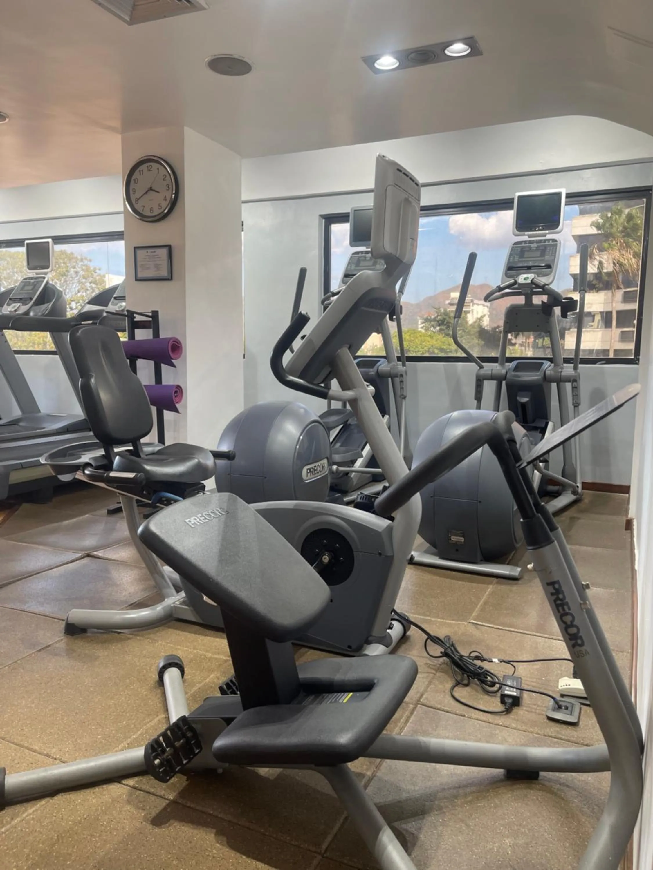 Fitness centre/facilities in EXECUTIVE SUITES VALENCIA-Venezuela