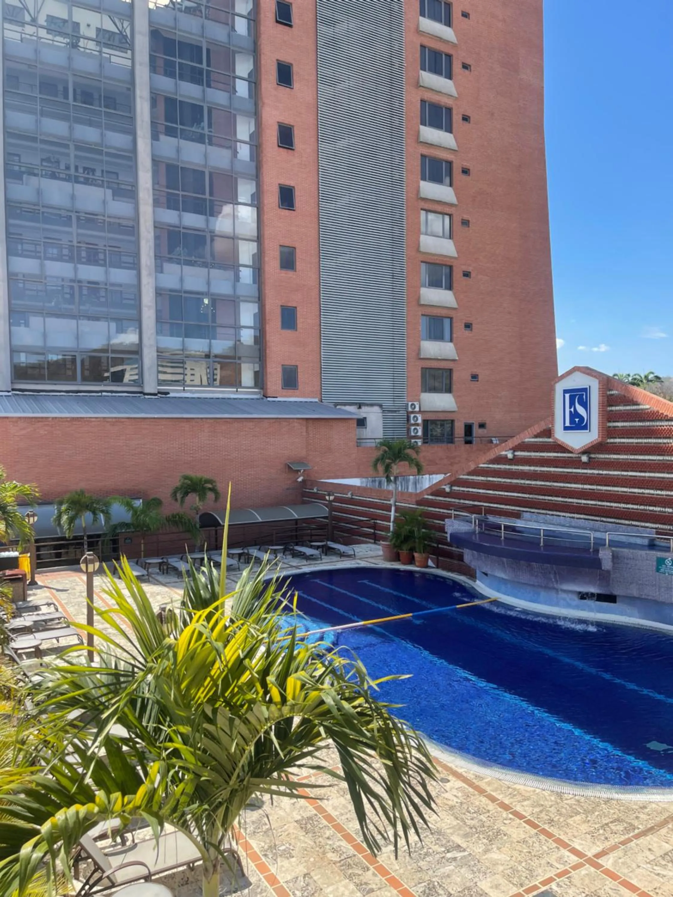 Swimming pool in EXECUTIVE SUITES VALENCIA-Venezuela