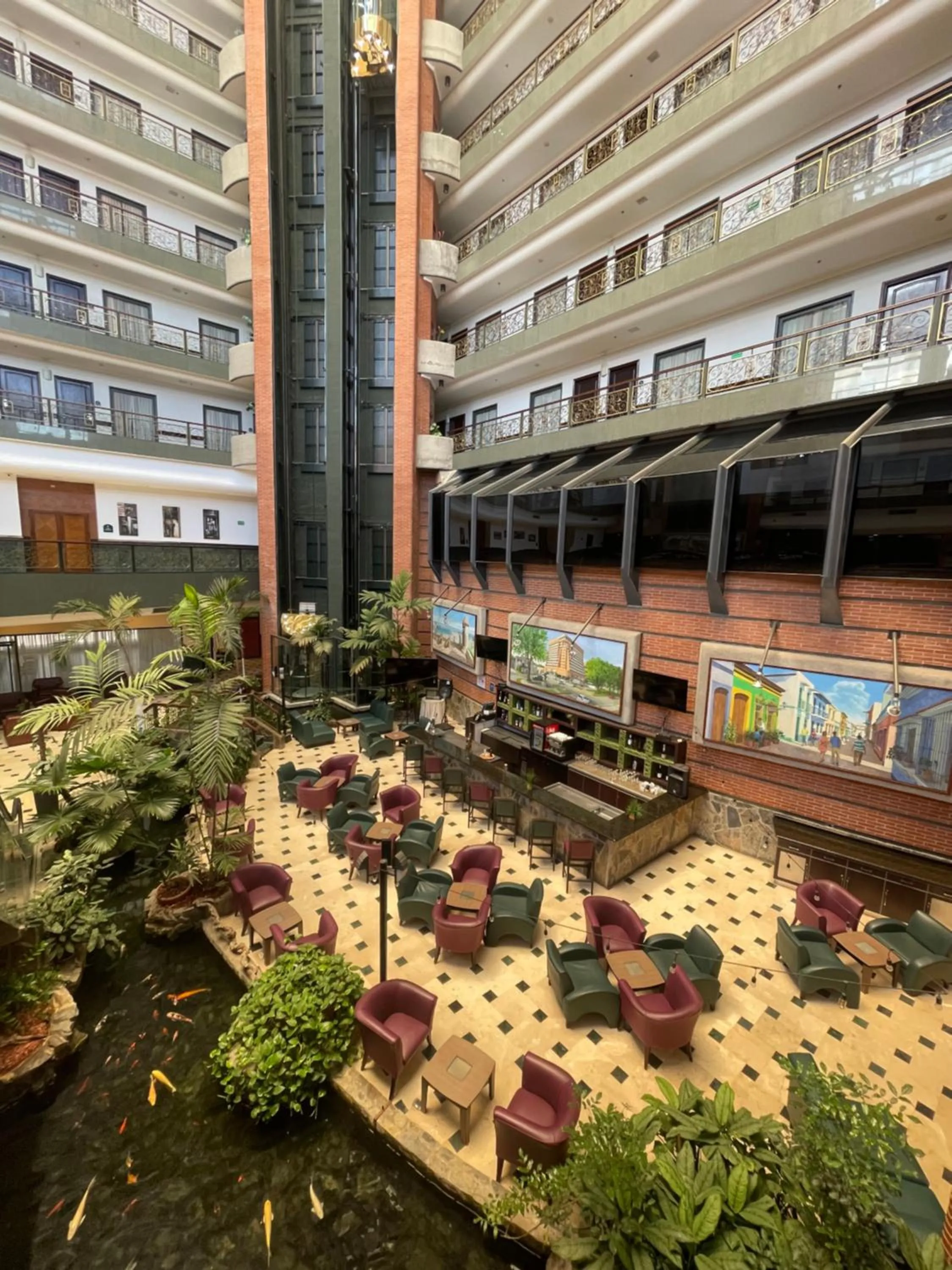 Lounge or bar in EXECUTIVE SUITES VALENCIA-Venezuela