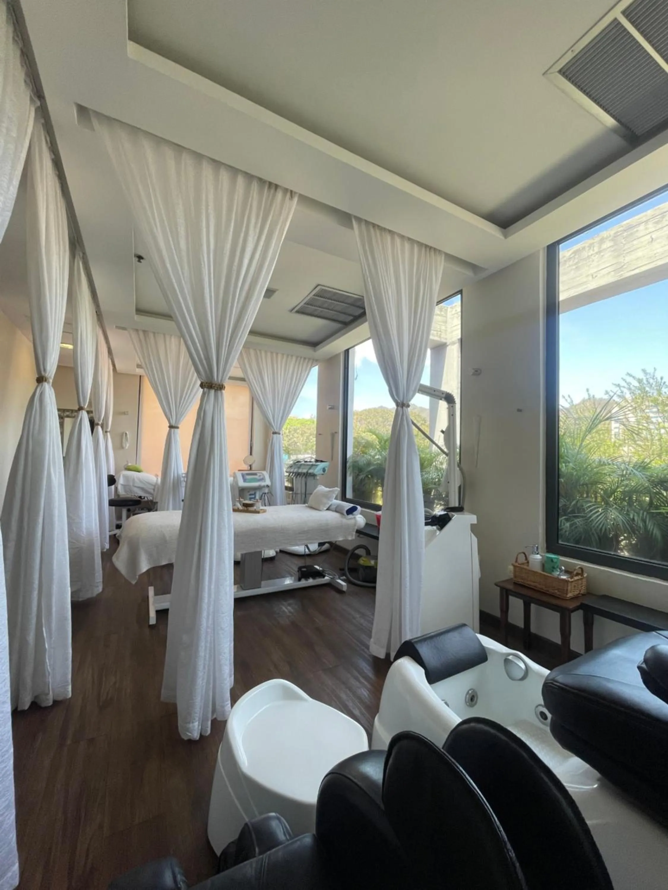 Spa and wellness centre/facilities, Bed in EXECUTIVE SUITES VALENCIA-Venezuela