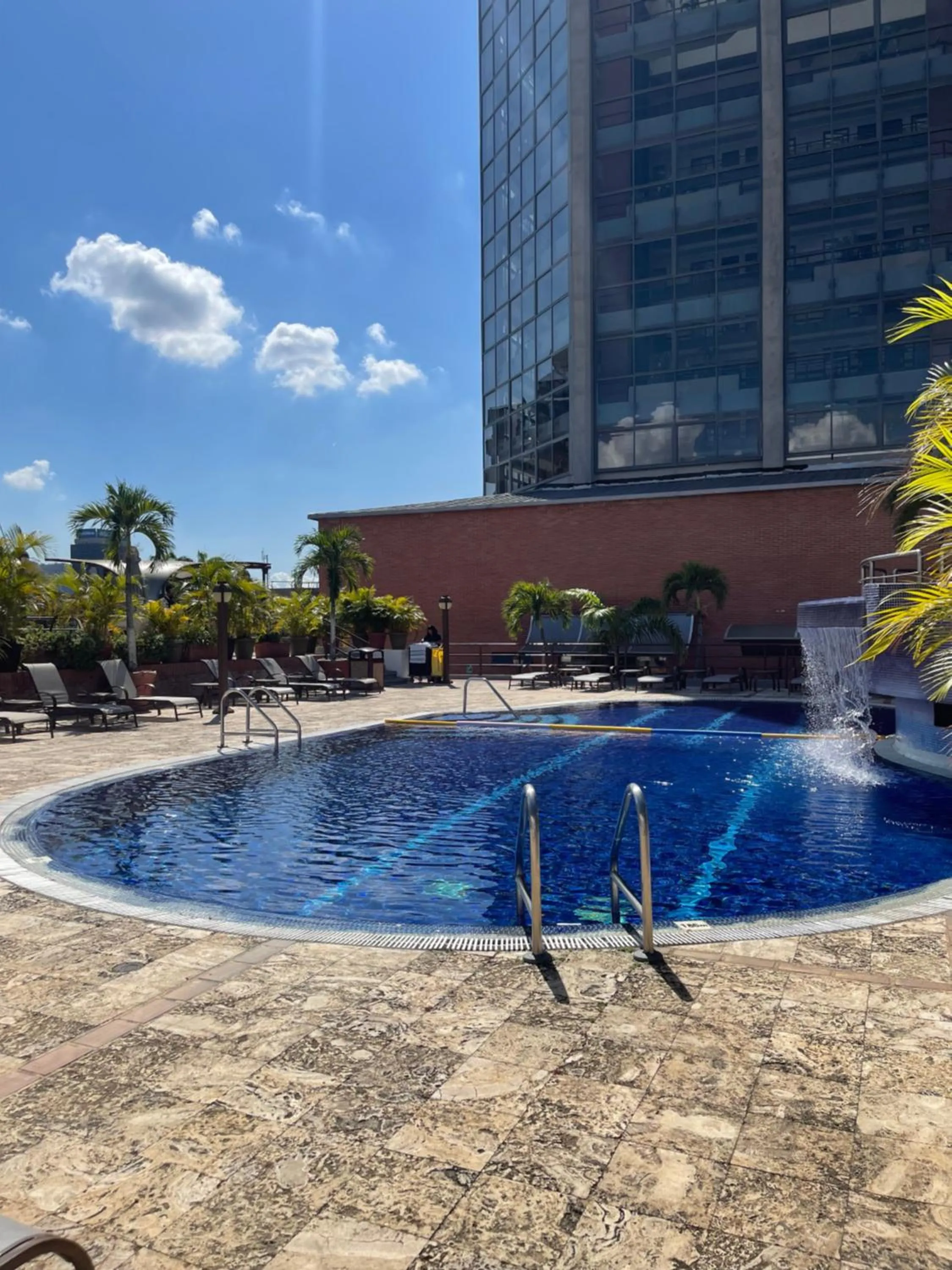 Swimming pool in EXECUTIVE SUITES VALENCIA-Venezuela
