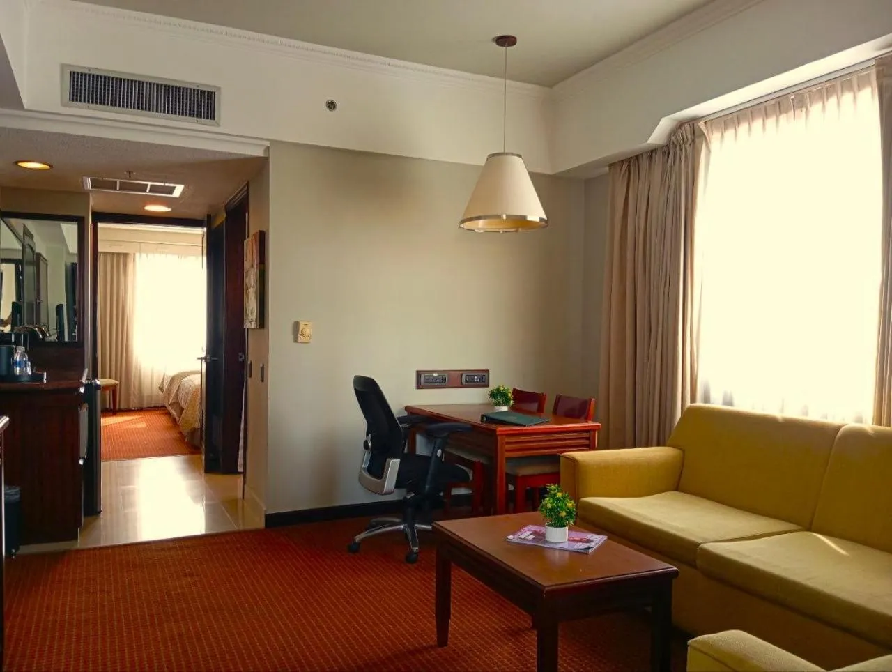Seating area in EXECUTIVE SUITES VALENCIA-Venezuela