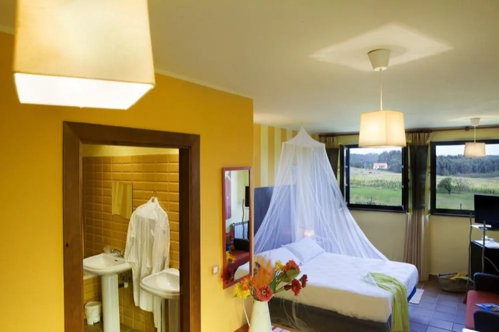 Bed in Hotel Rural La Llosa de Fombona