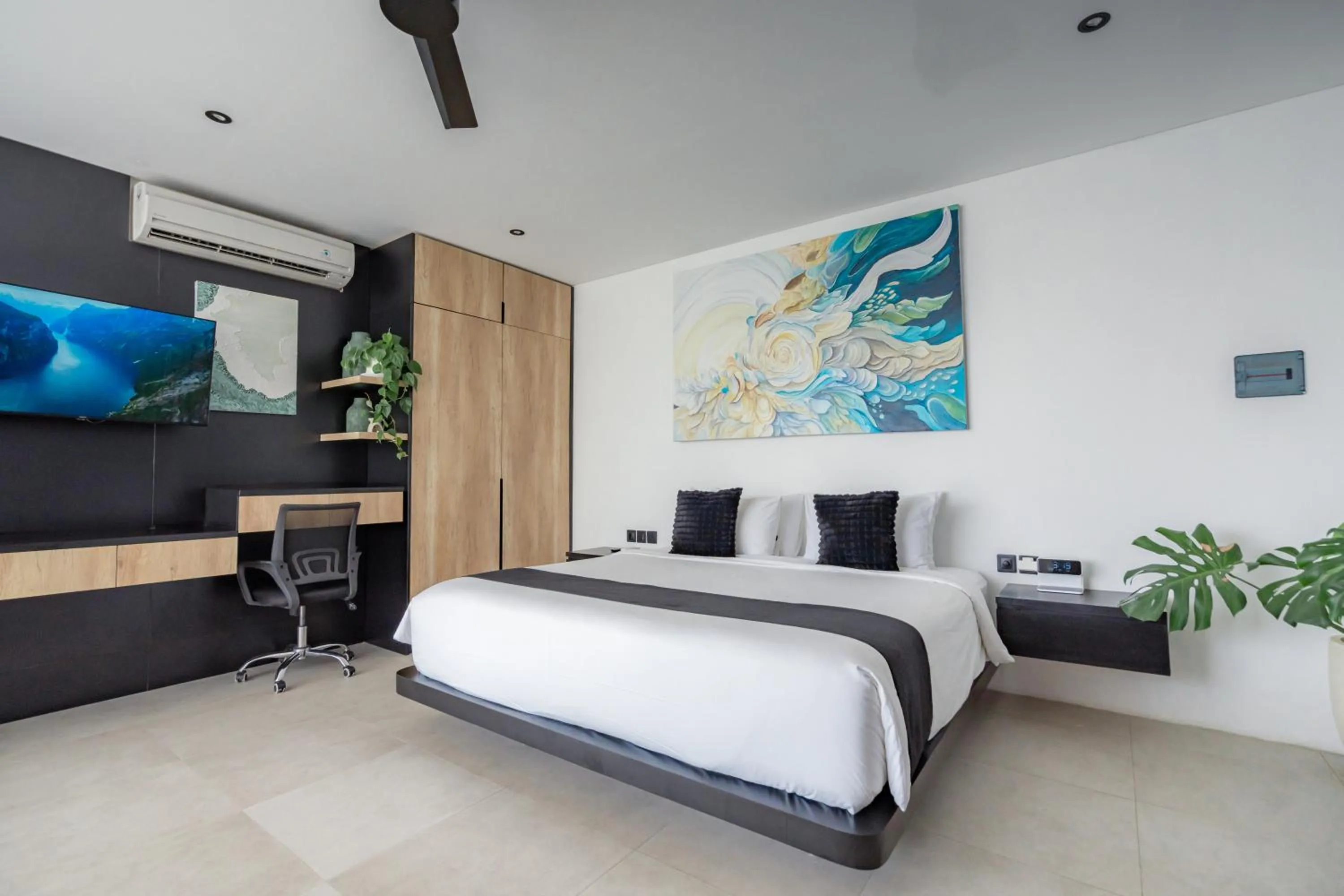 Bed in Onyx Beach Hotel