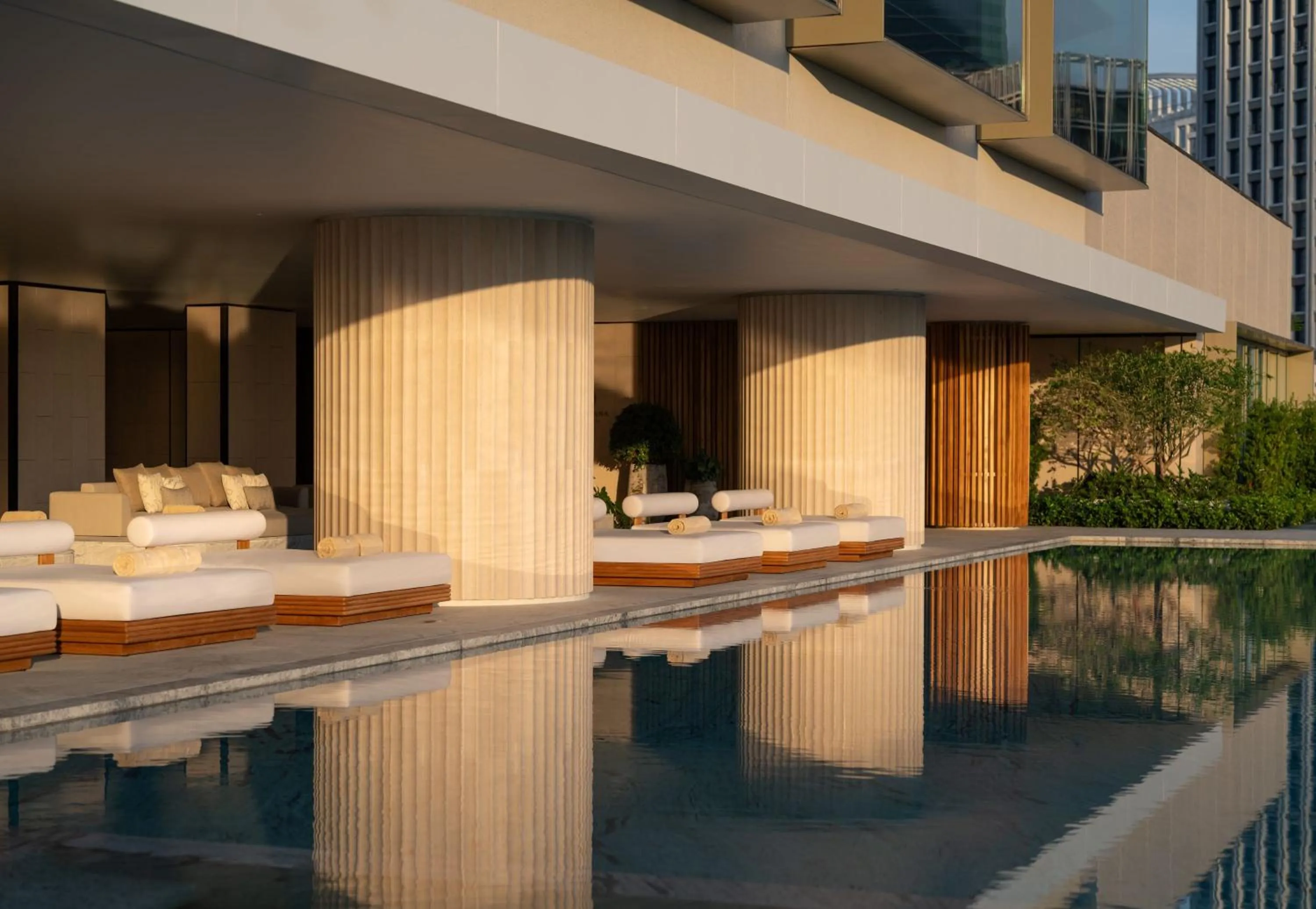 Swimming pool in Dusit Thani Bangkok